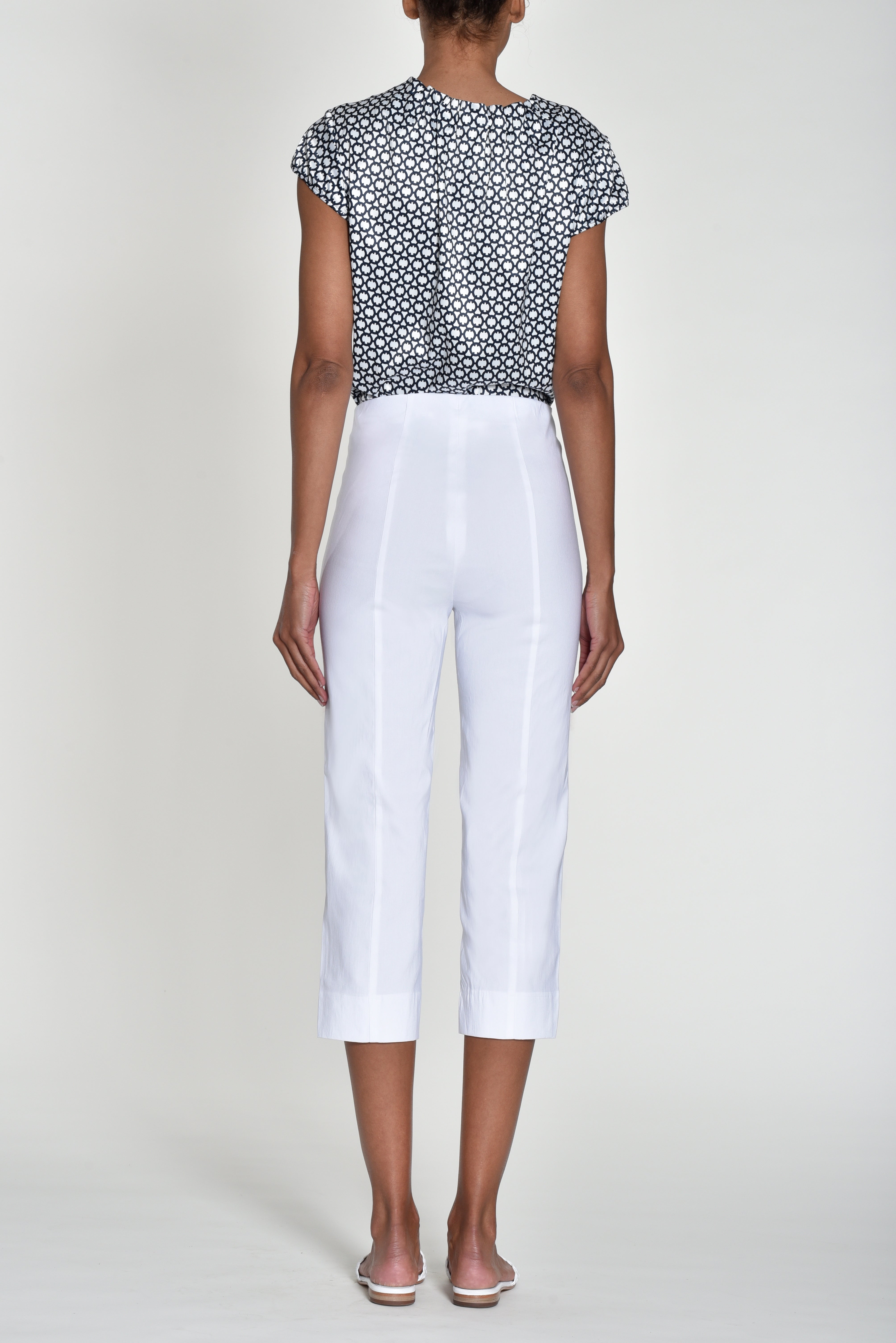 White Marie 07 Crop Pants - 51576