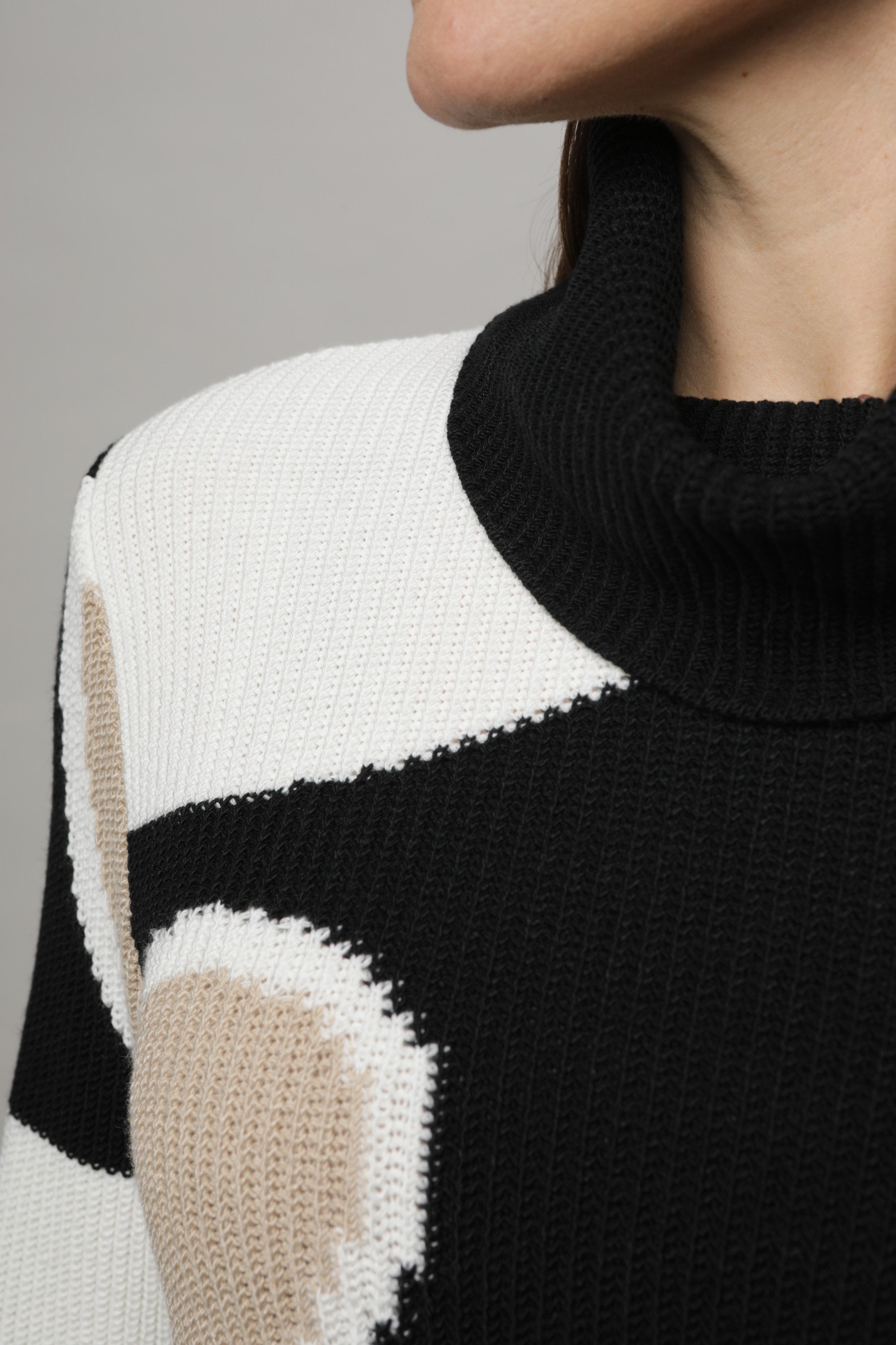 Black Abstract Design Roll Neck - 11131