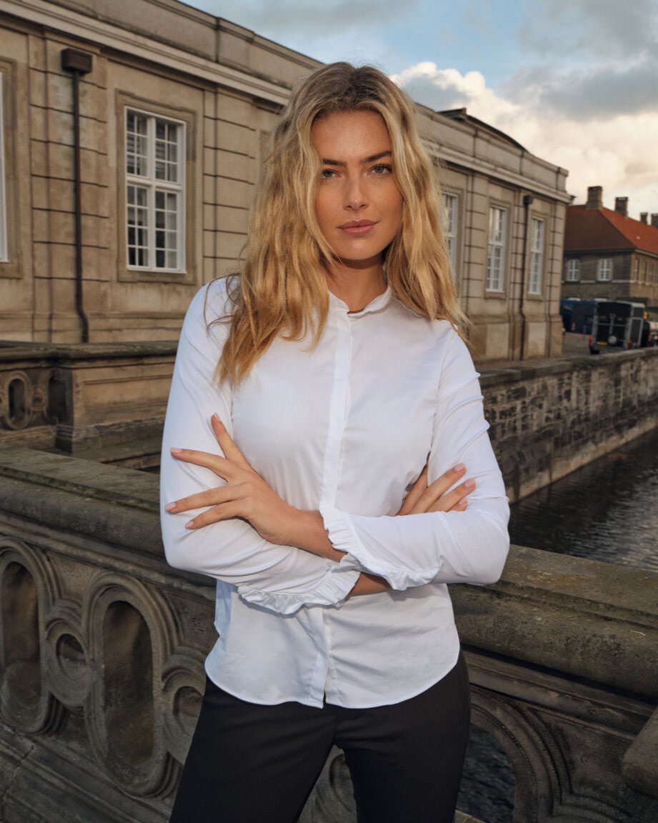 Mattie White Grandad Collar Shirt - 131731