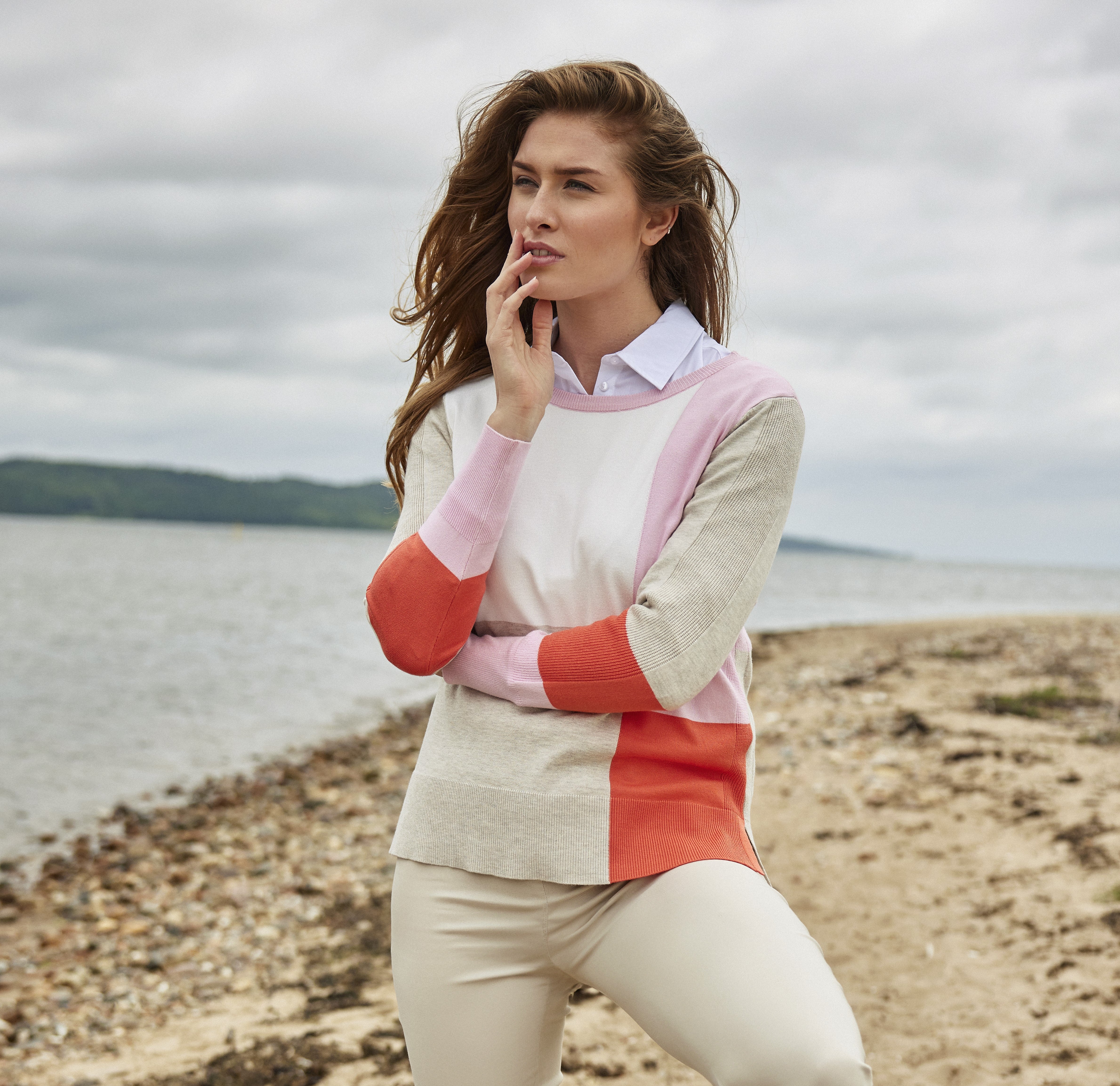 Pink Colour-block Sweater - 6215