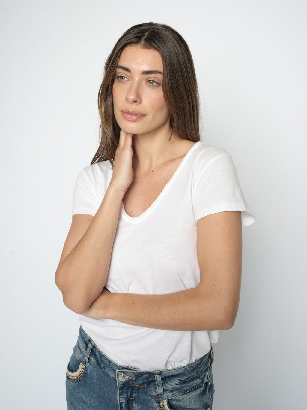 White Tulli V Neck T-Shirt - 160920