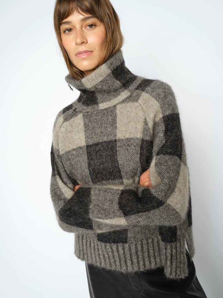 Maija Black Check Jumper - 182950