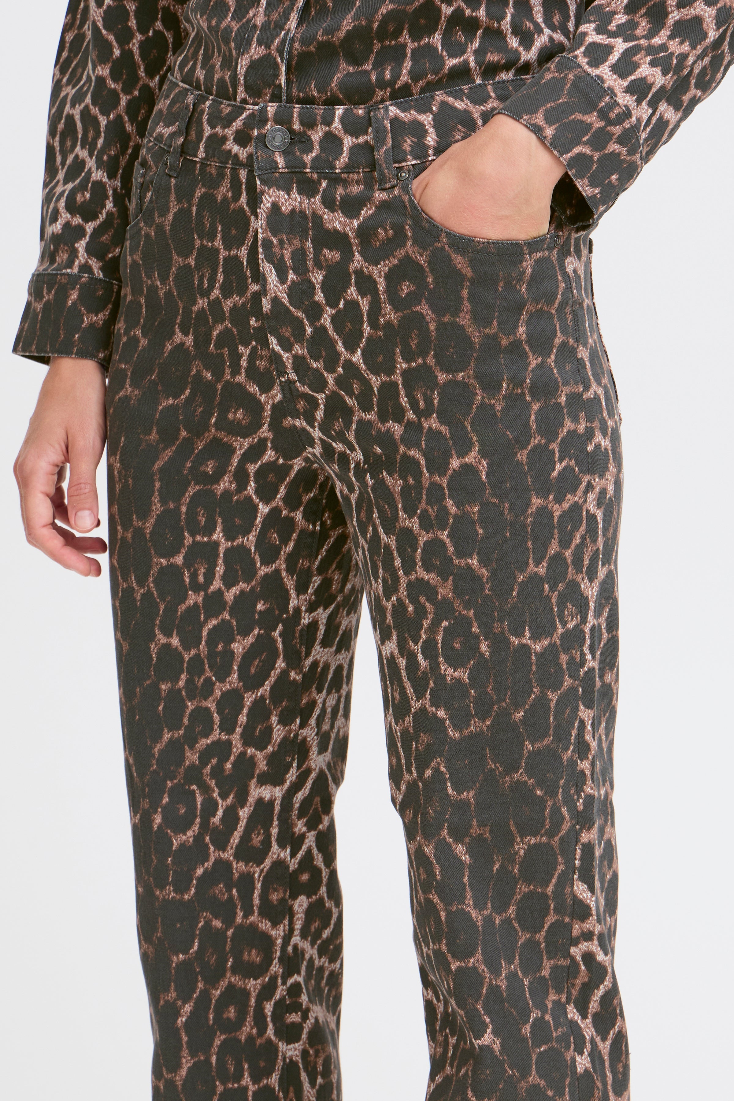 Kenna Leopard Print Jeans - 20817019