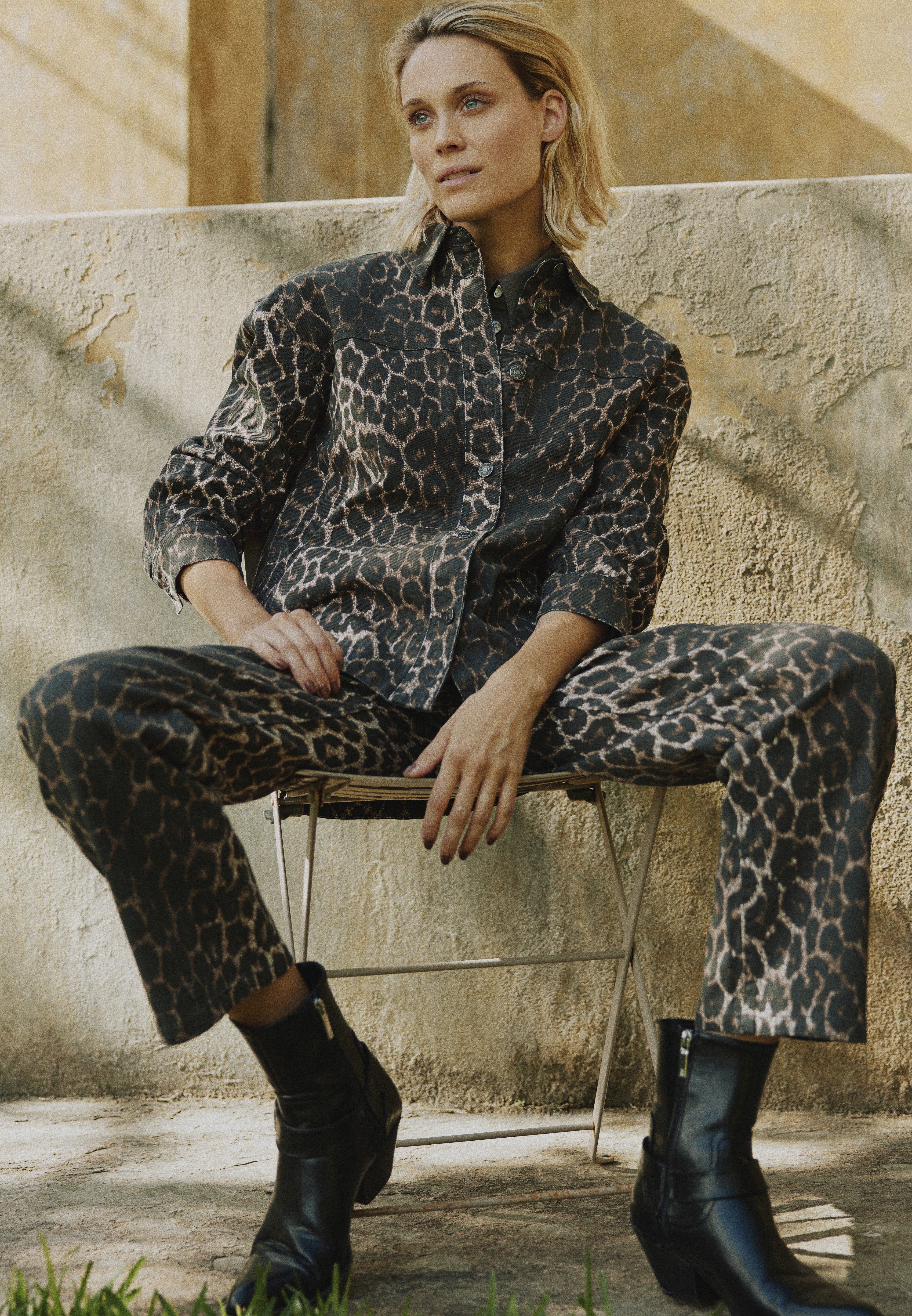 Kenna Leopard Print Jeans - 20817019