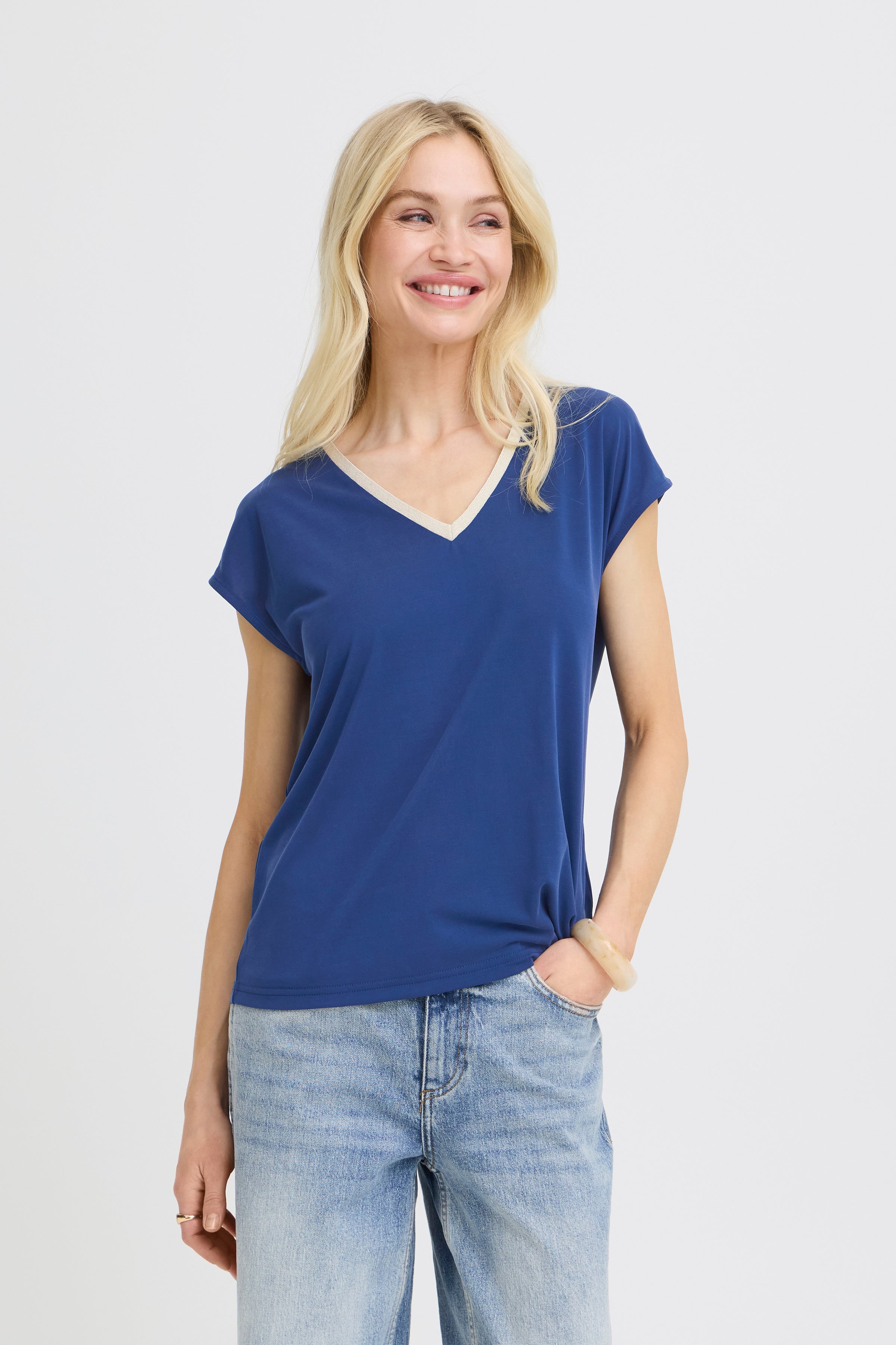 Perl Medieval Blue T-Shirt - 20818705