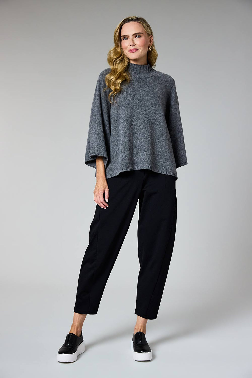 Black Barrel Trousers - 2511