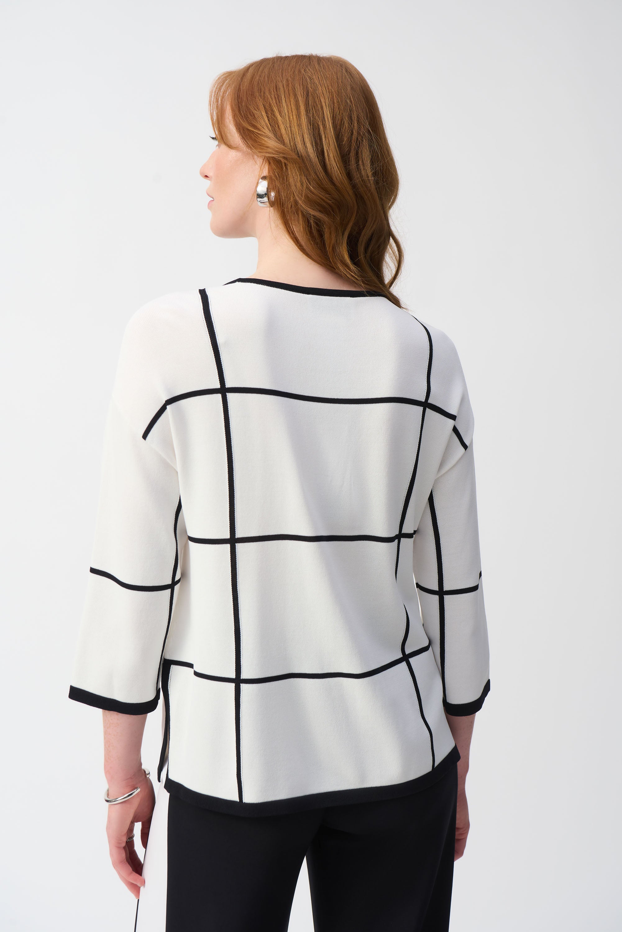 Vanilla/Black Sweater - 251918