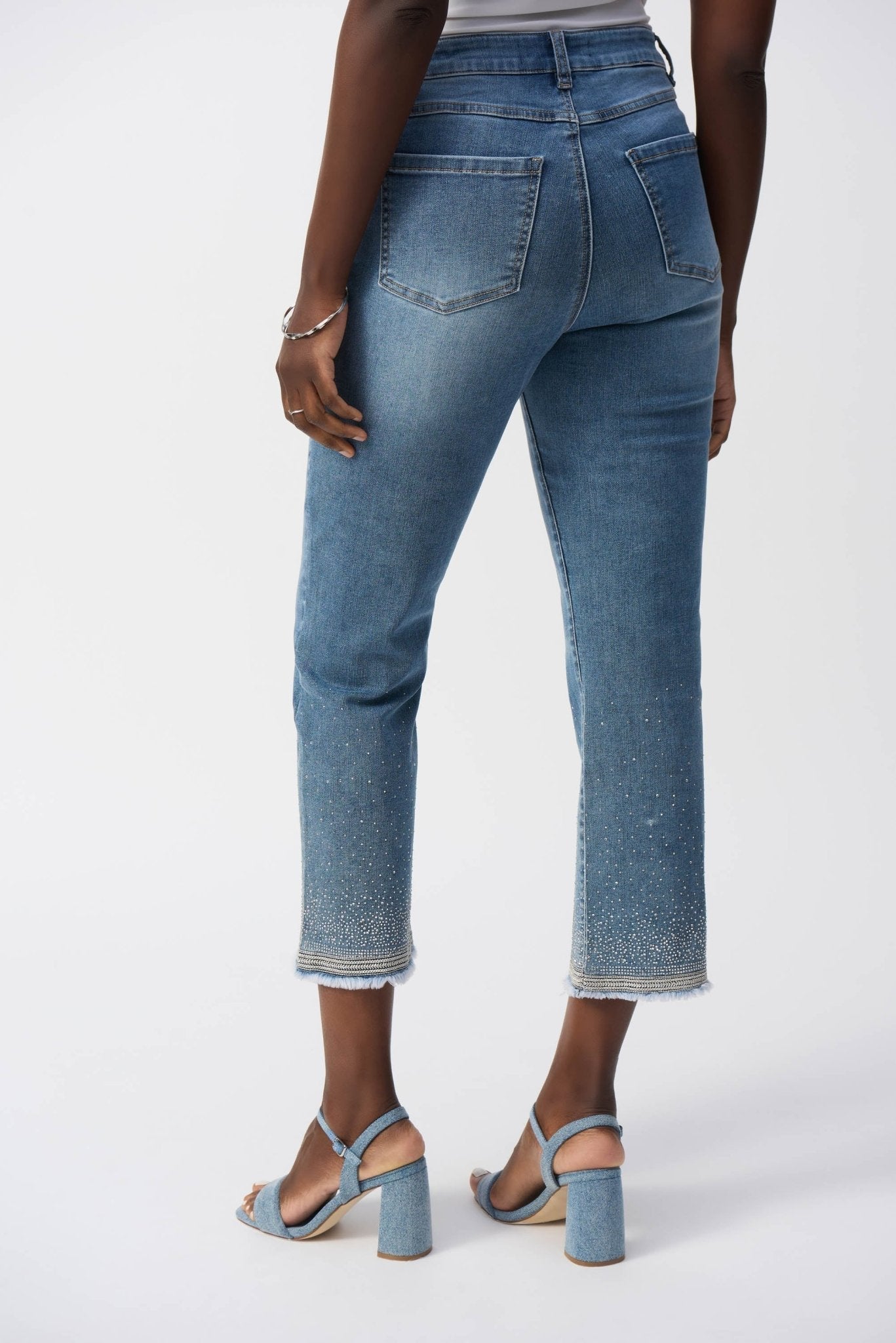 Embellished Vintage Blue Jeans - 251956