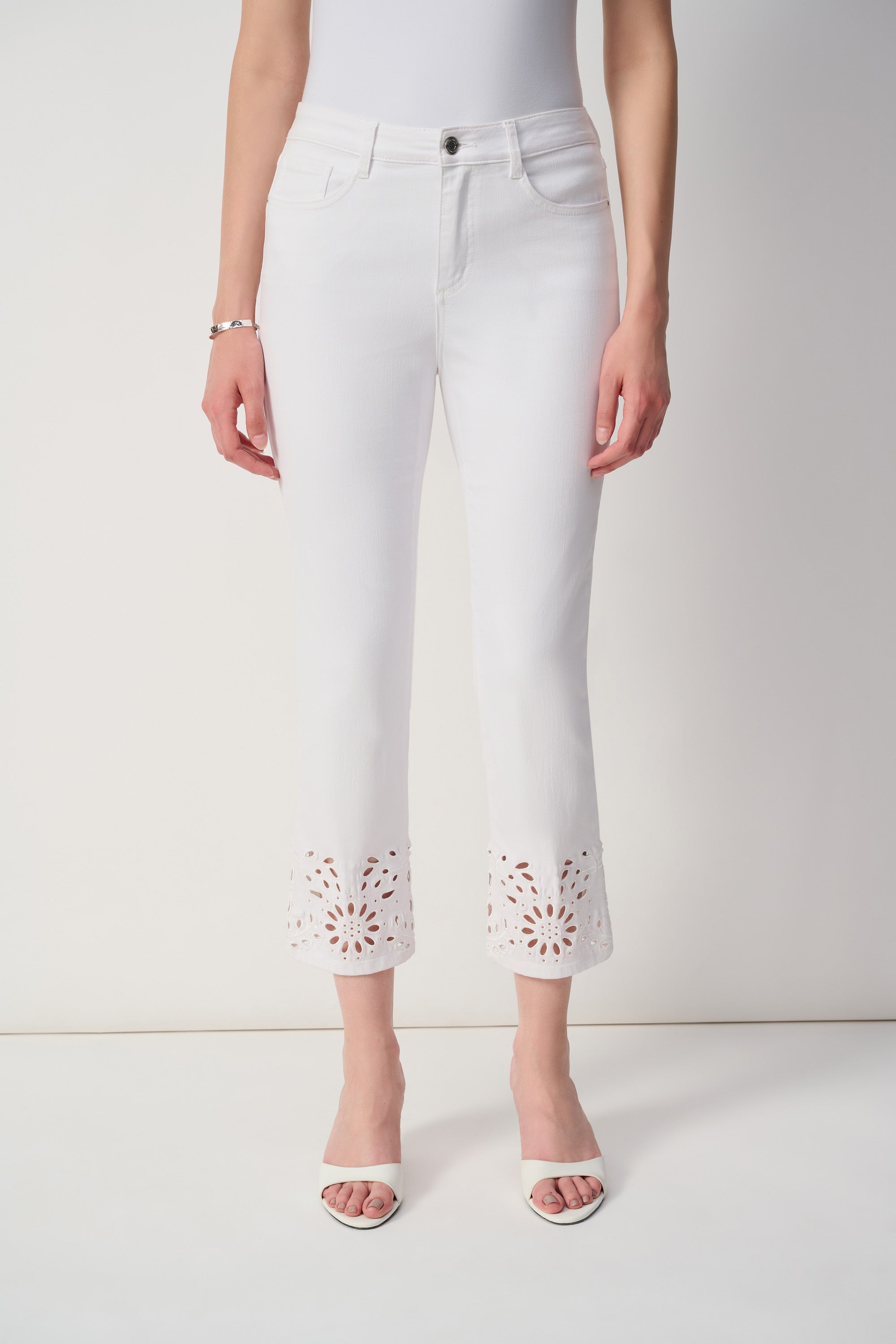 White Embroidered Hem Jeans - 251965