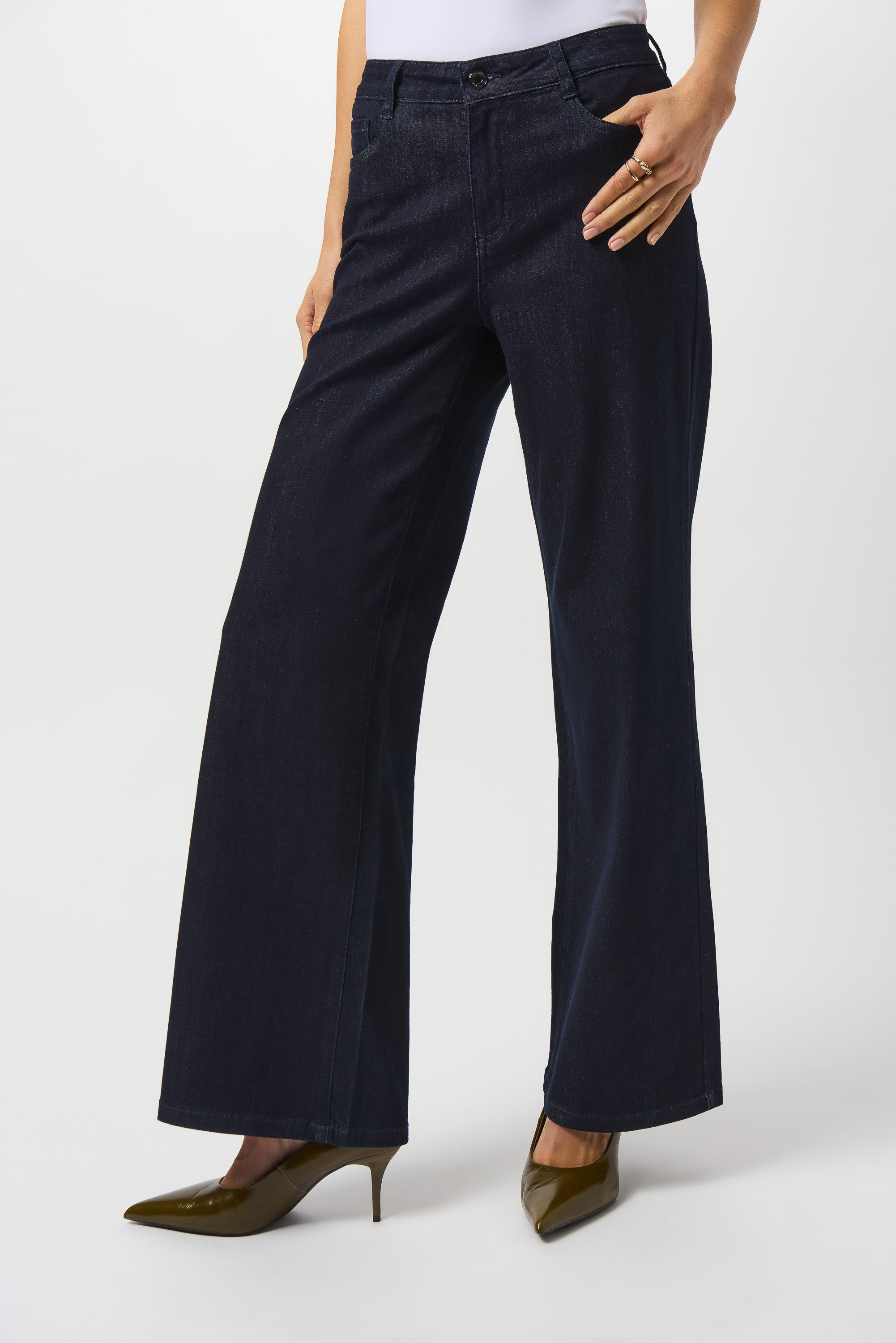 Wide Leg Dark Denim Jeans - 251968F25