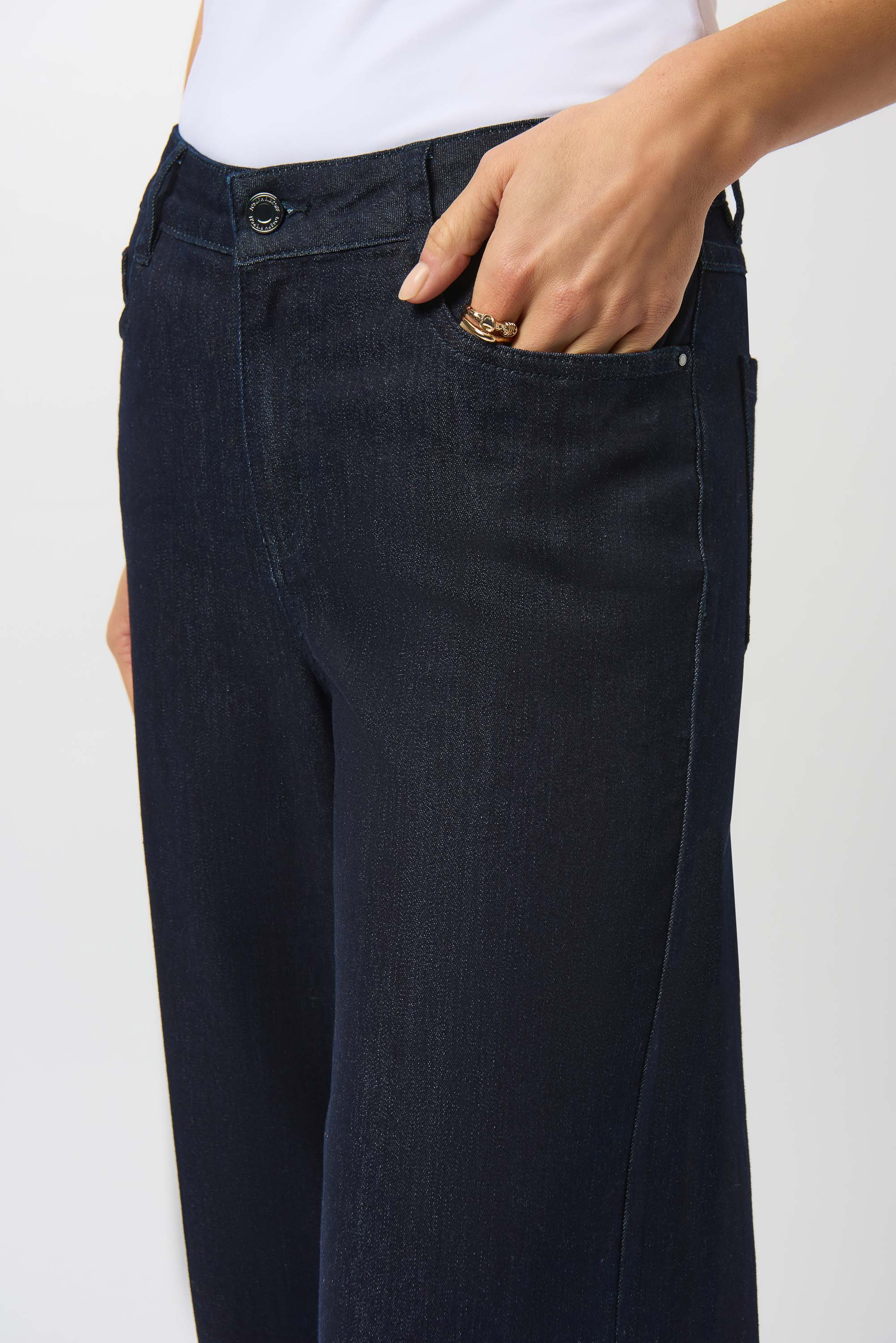 Wide Leg Dark Denim Jeans - 251968F25