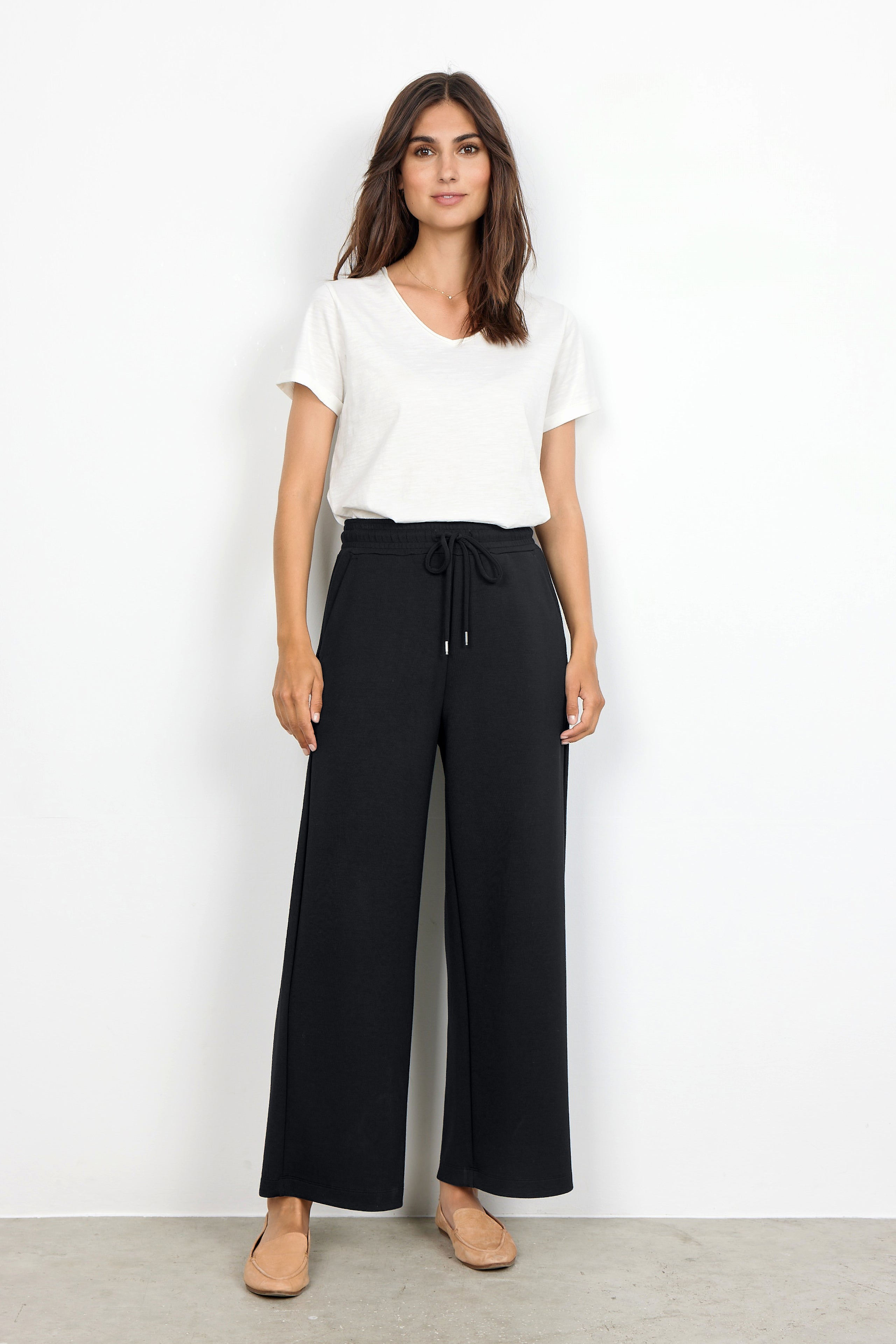 Banu 33 Black Pants - 25328