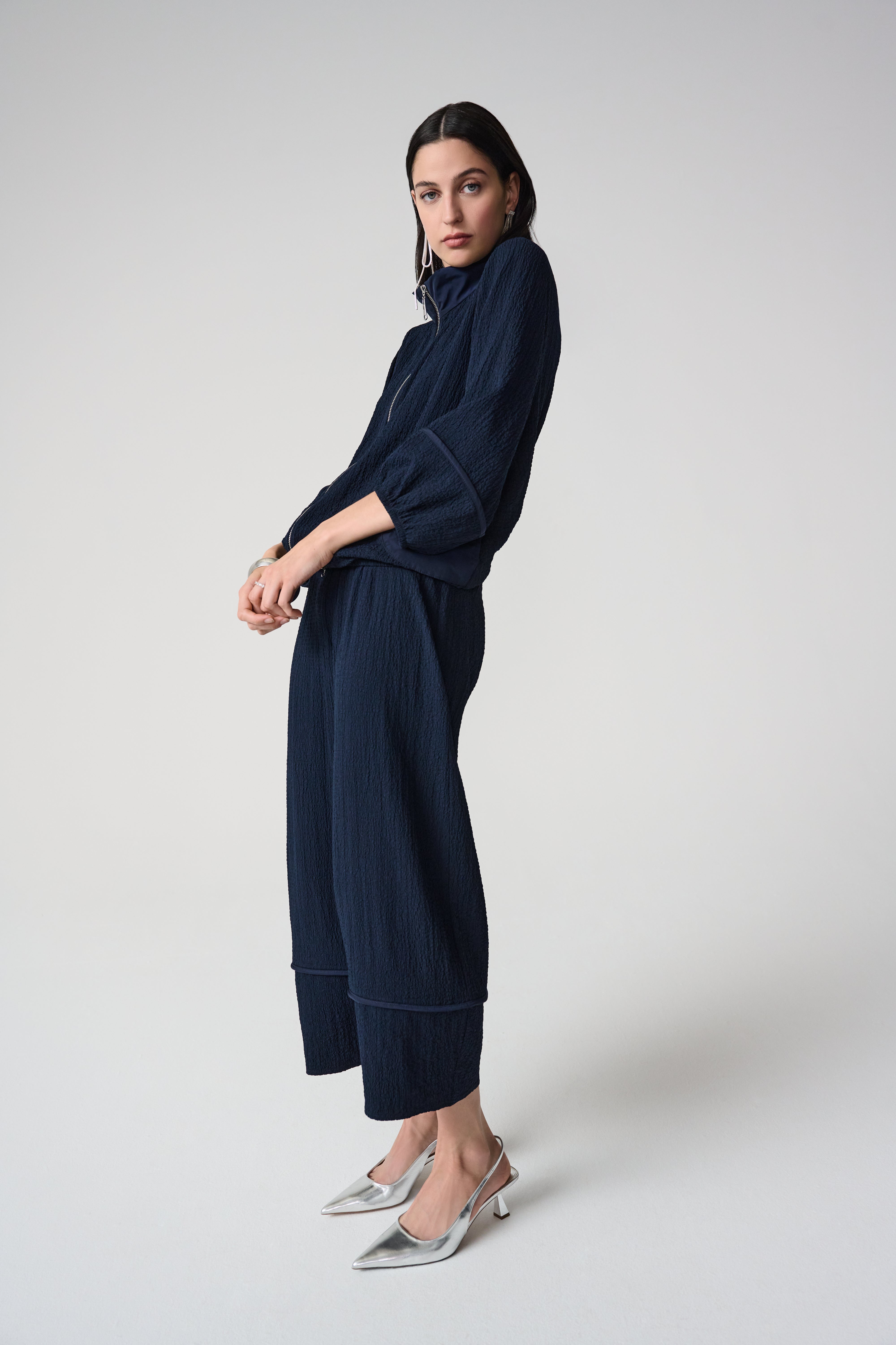 Midnight Blue Cropped Pants - 261062