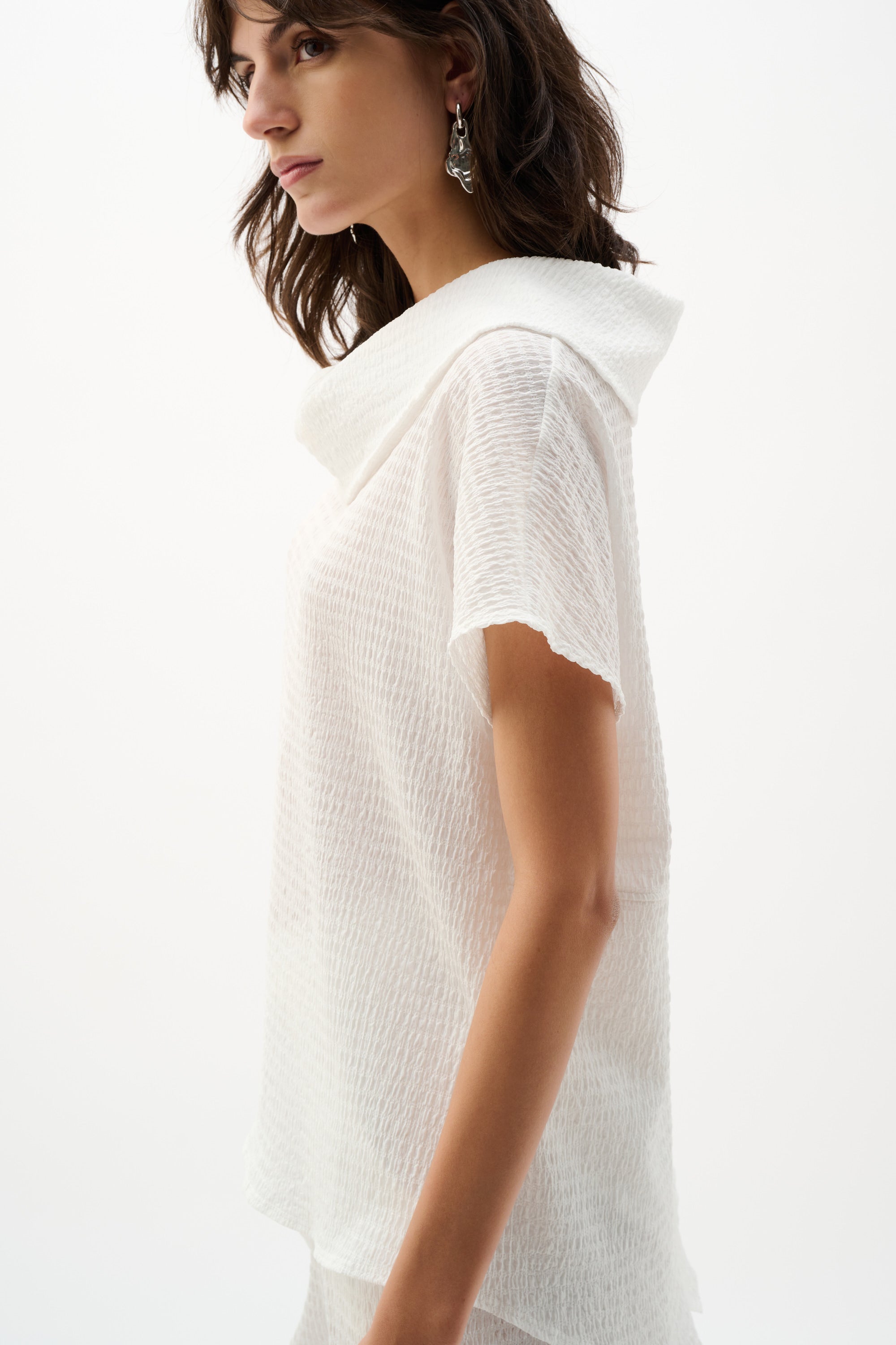 Off White Textured Cowl Neck Top - 262194