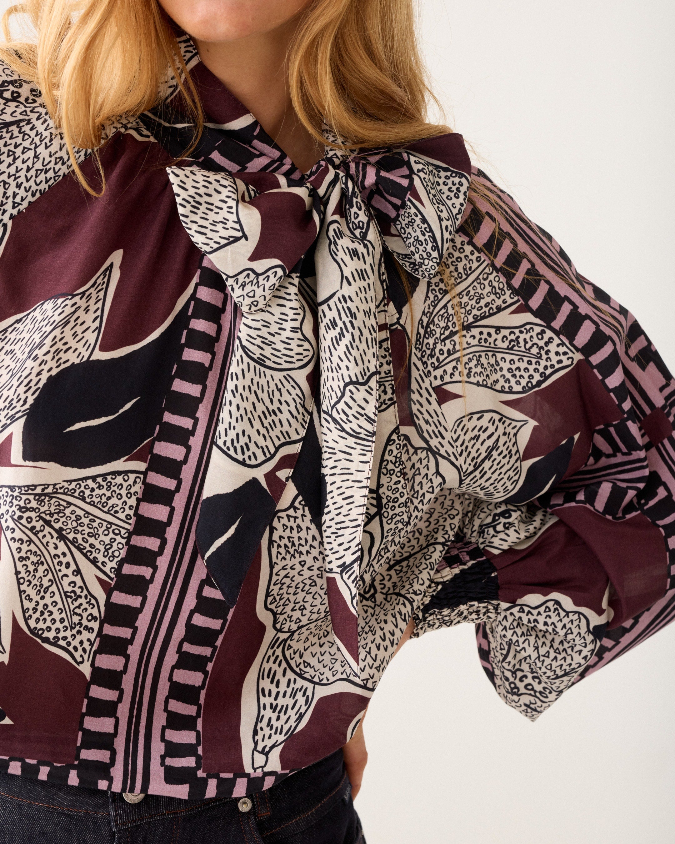 Mulitcolour Tie Neck Blouse - 2s3553