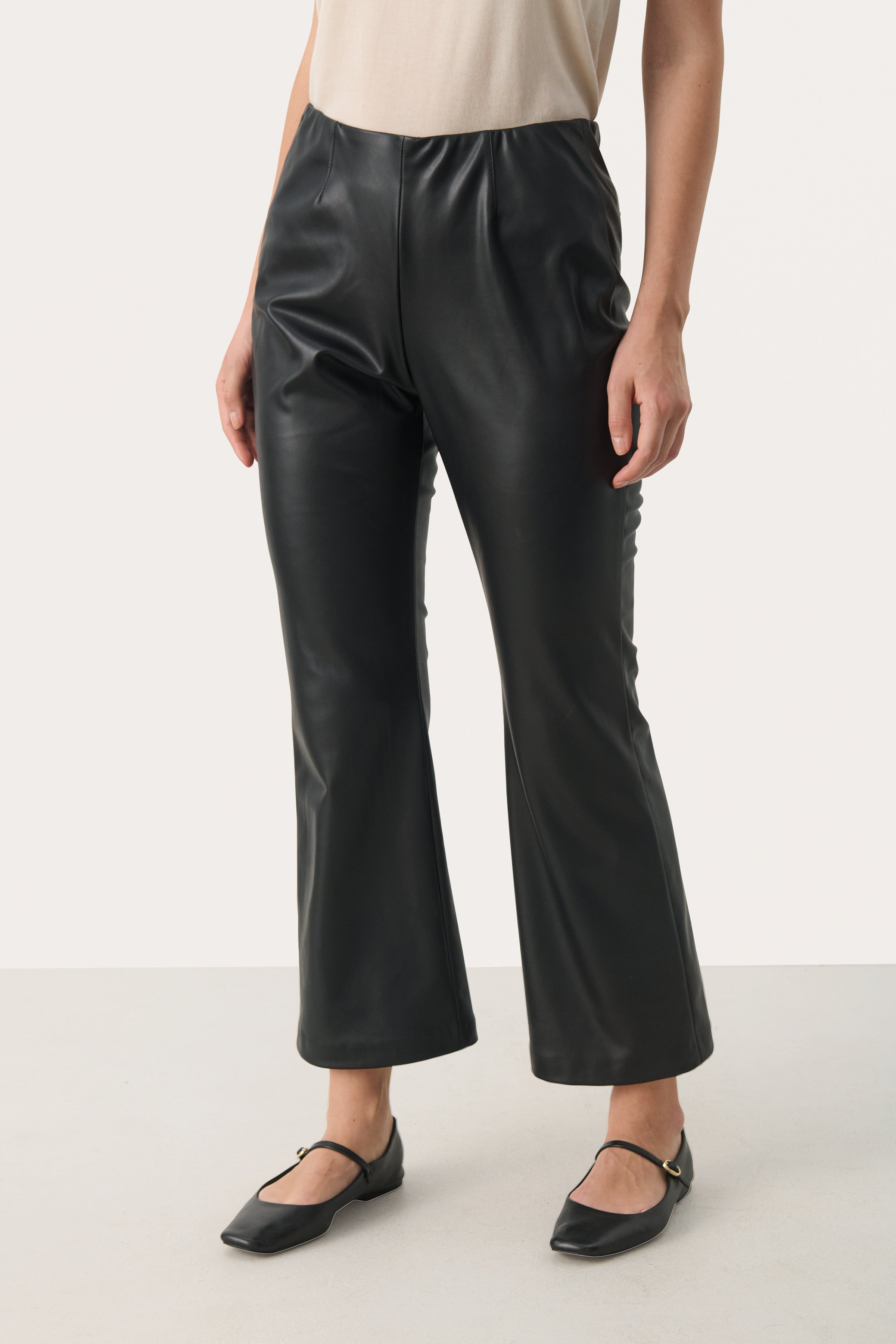 Lorenza Black Trousers - 30308899
