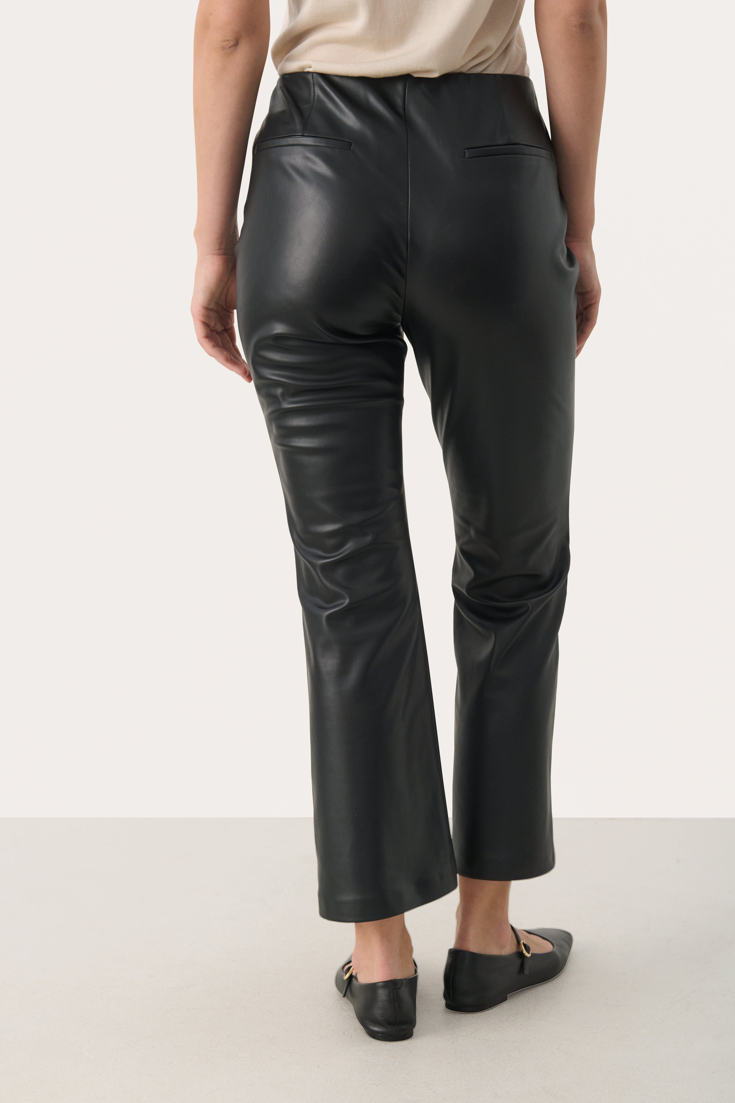 Lorenza Black Trousers - 30308899