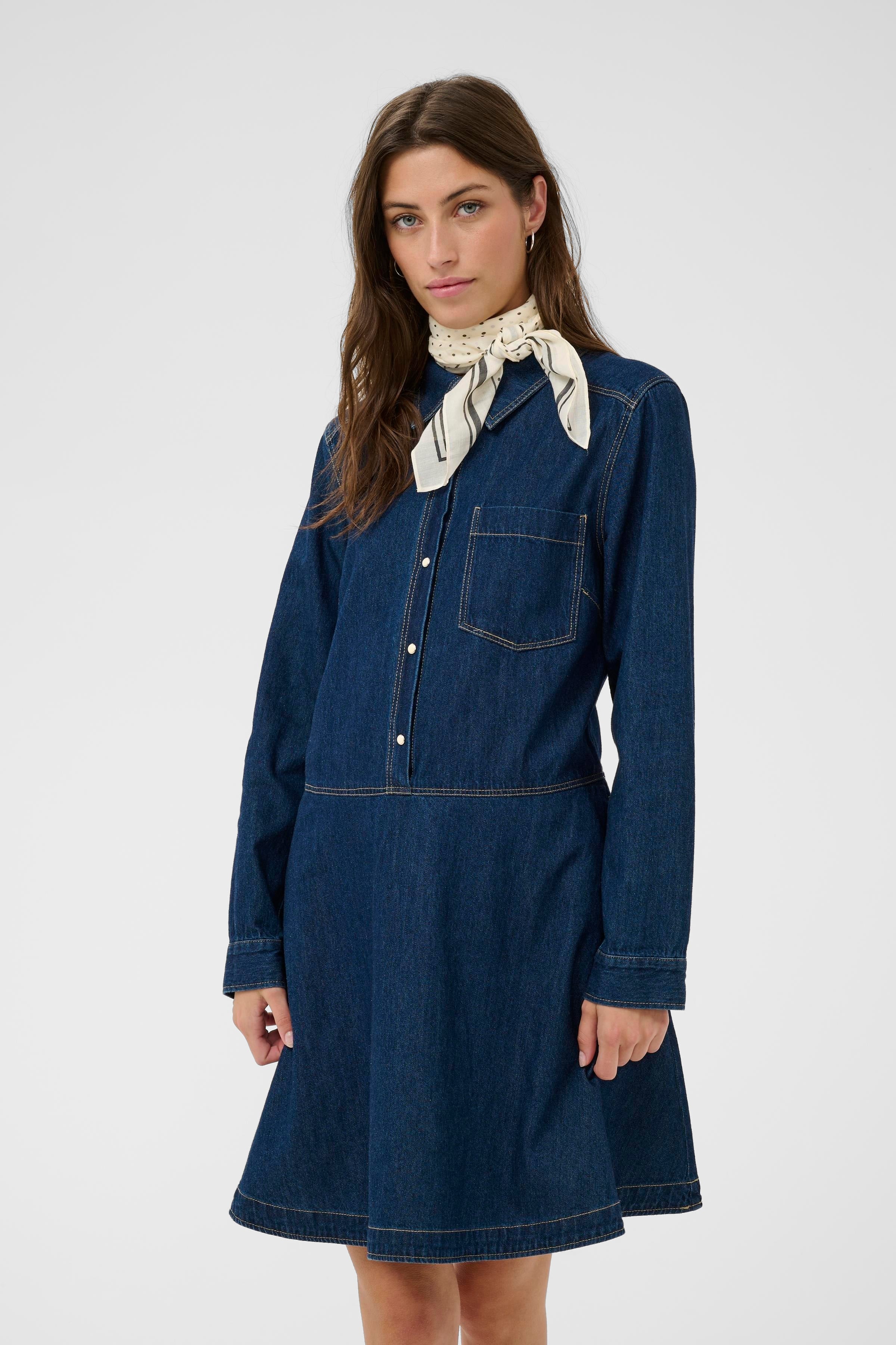 Phil Black Dot Print Square Scarf - 30309304