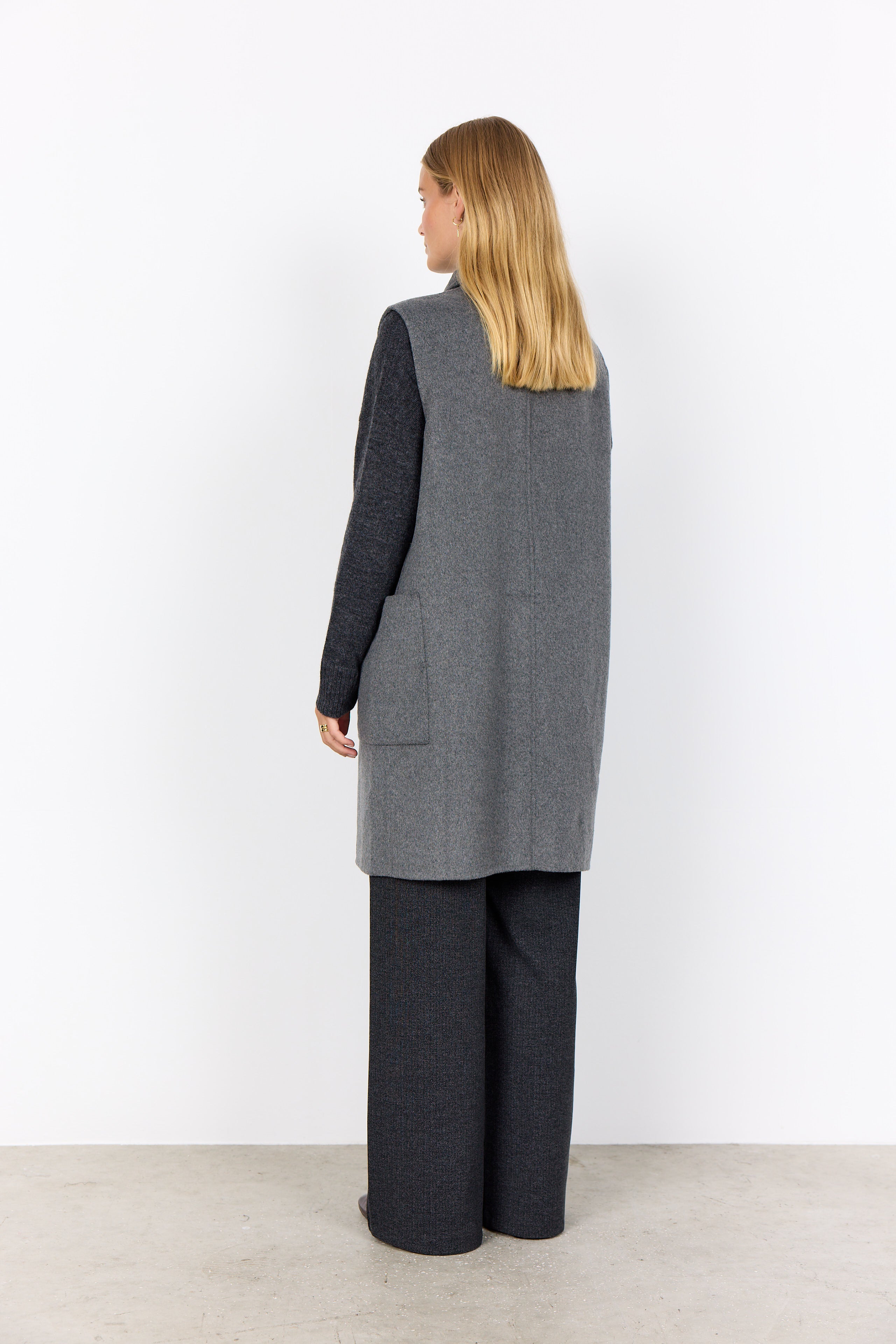Vienna 2 Dark Earth Long Gilet - 41425