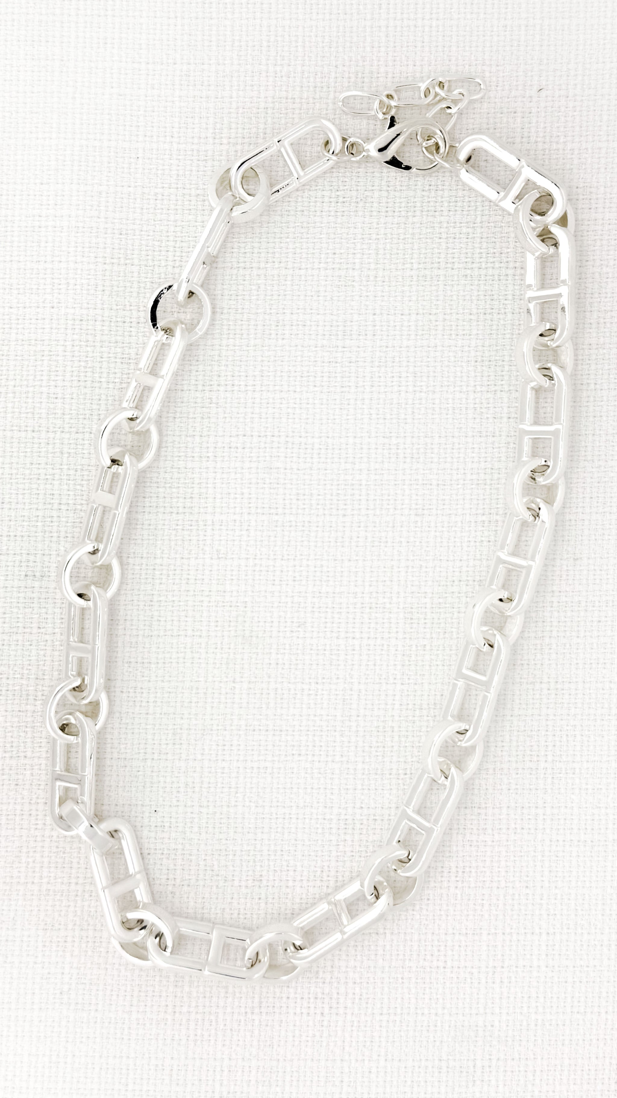 Silver Chunky Link Necklace - 4386