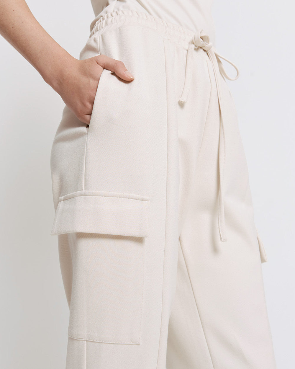 Vanilla Drawstring Trousers - 44 5115 749