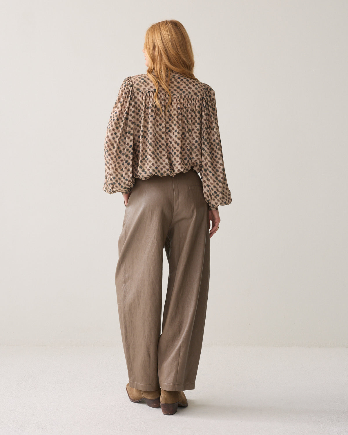 Light Taupe Faux Leather Trousers - 4s3043