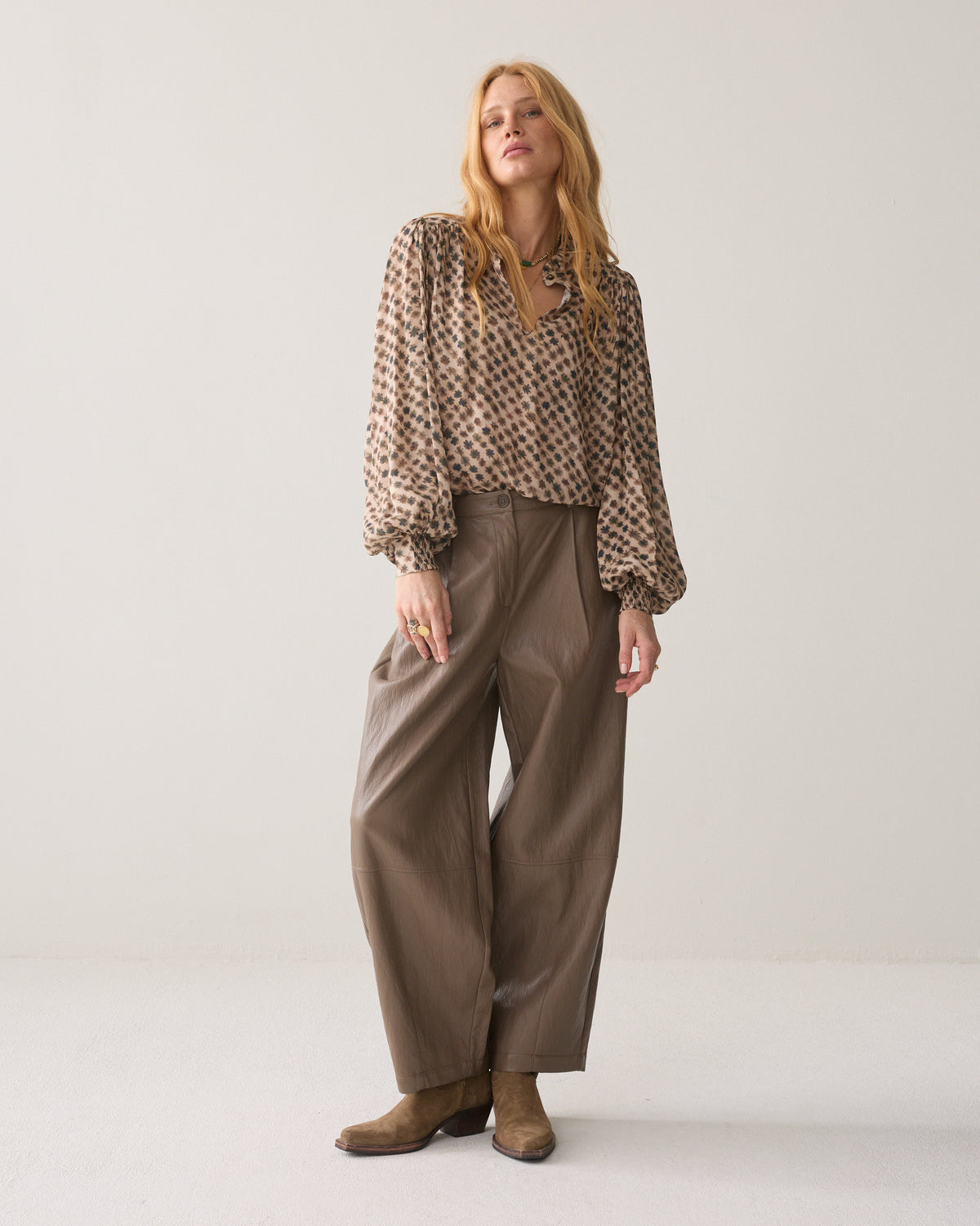 Light Taupe Faux Leather Trousers - 4s3043