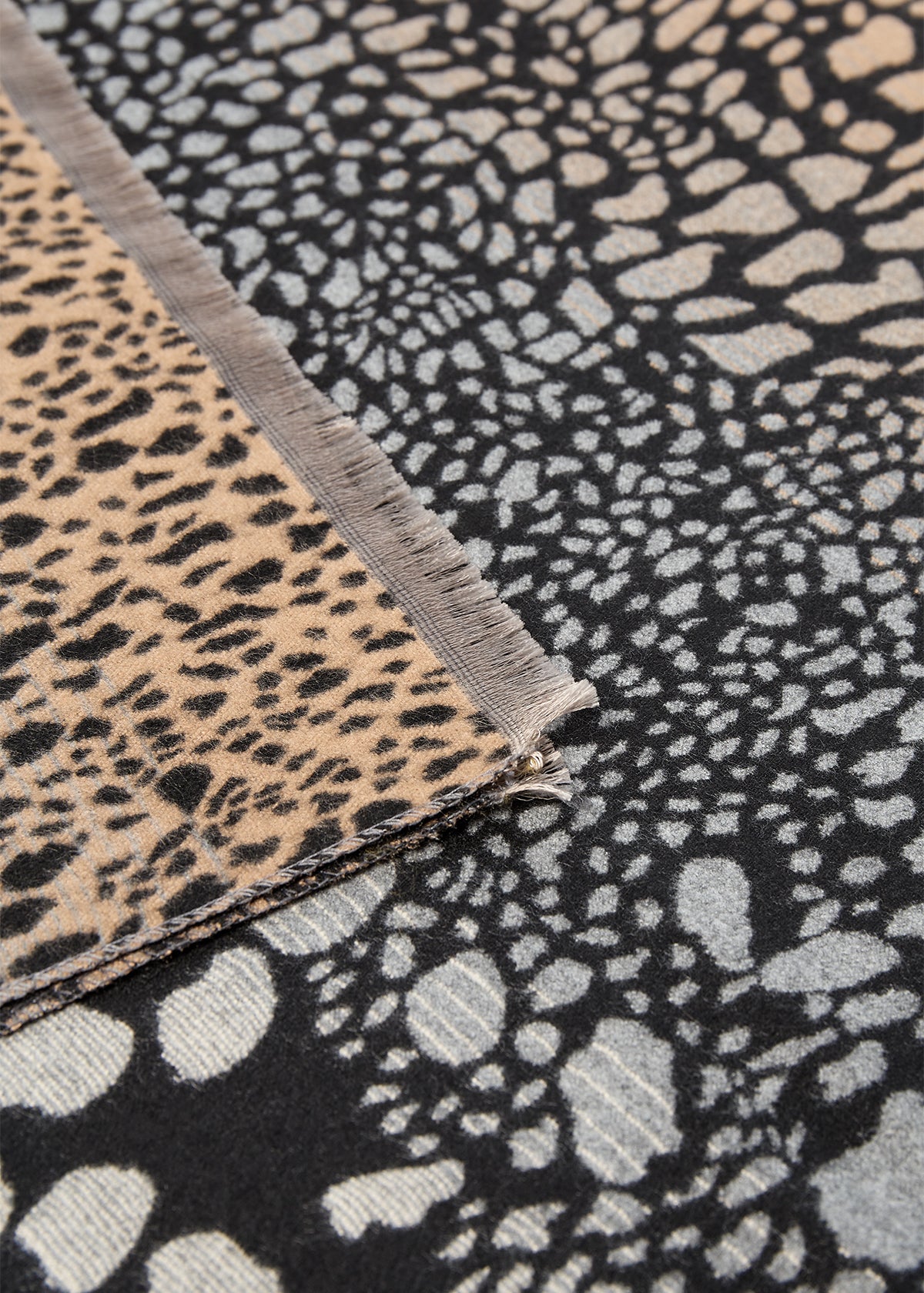 Voisa 1 Black Combi Scarf - 51438