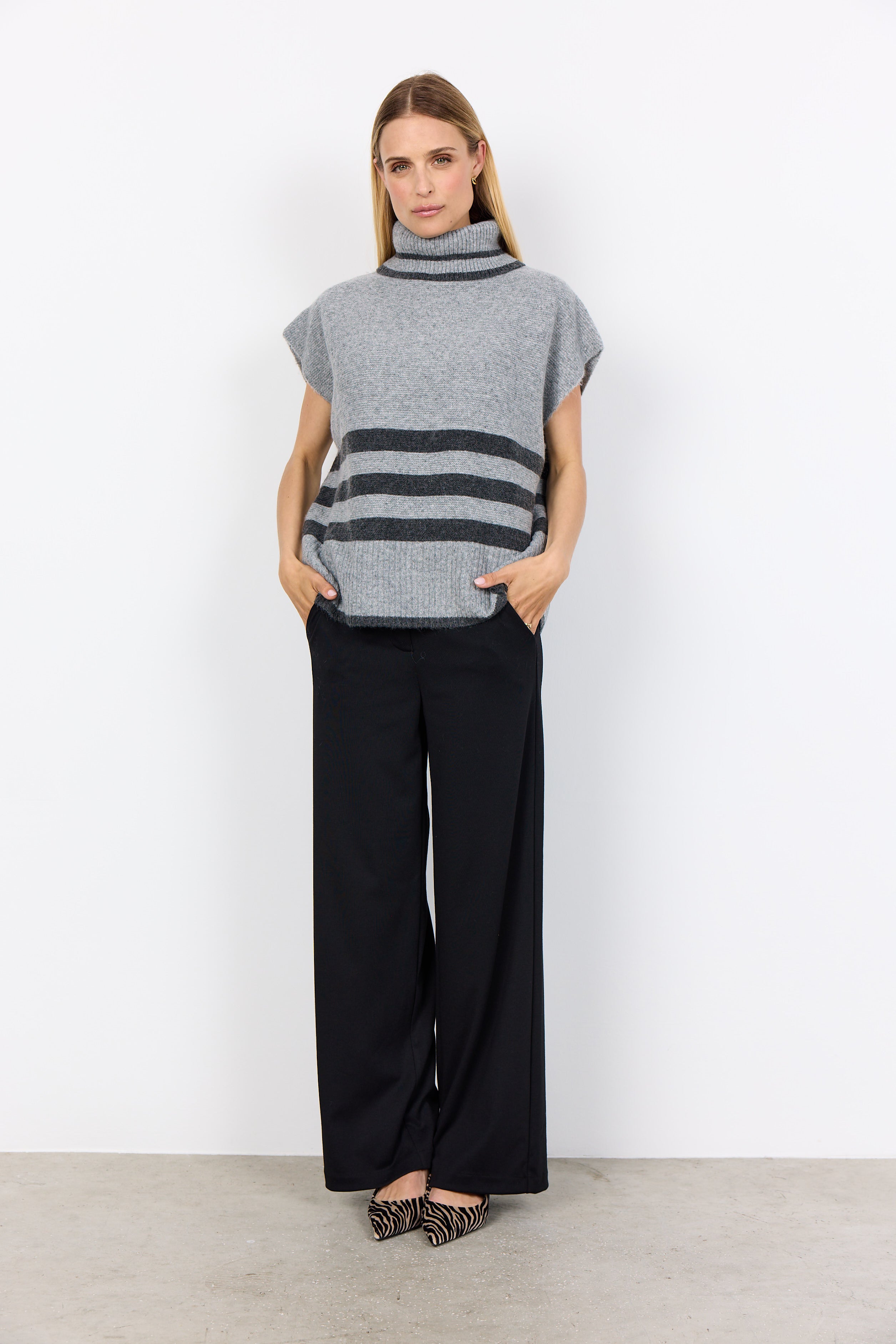 Vif 1 Grey Stripe Slipover - 51452