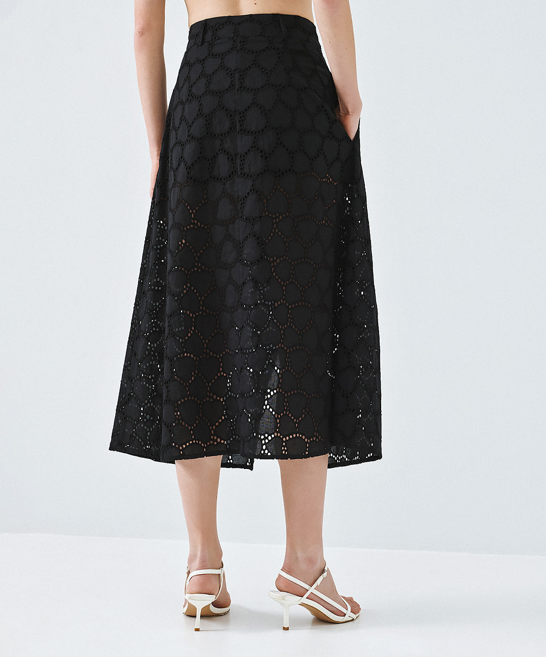 Black Broidery Skirt - 63-6026