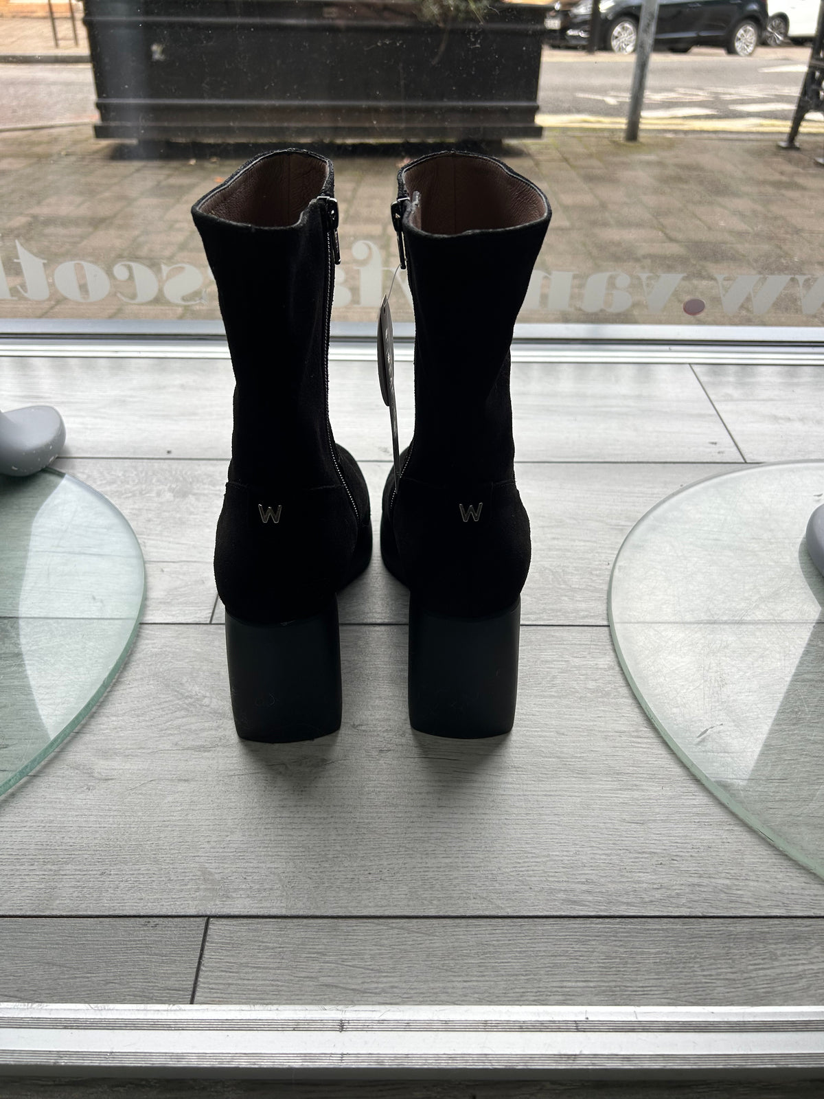 Black Heeled Ankle Boot - H-49101