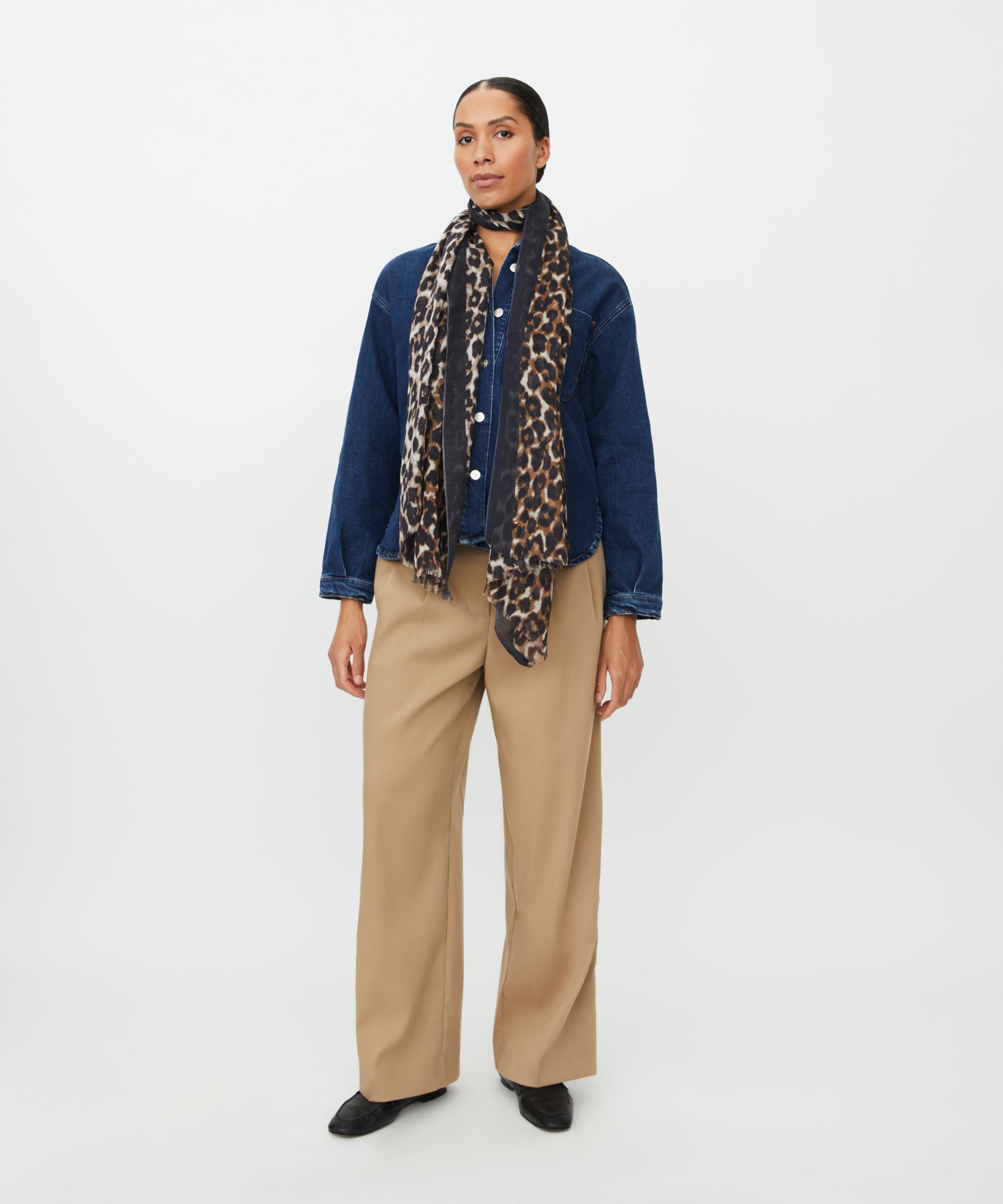 Alyvra Oak Scarf - 1012014