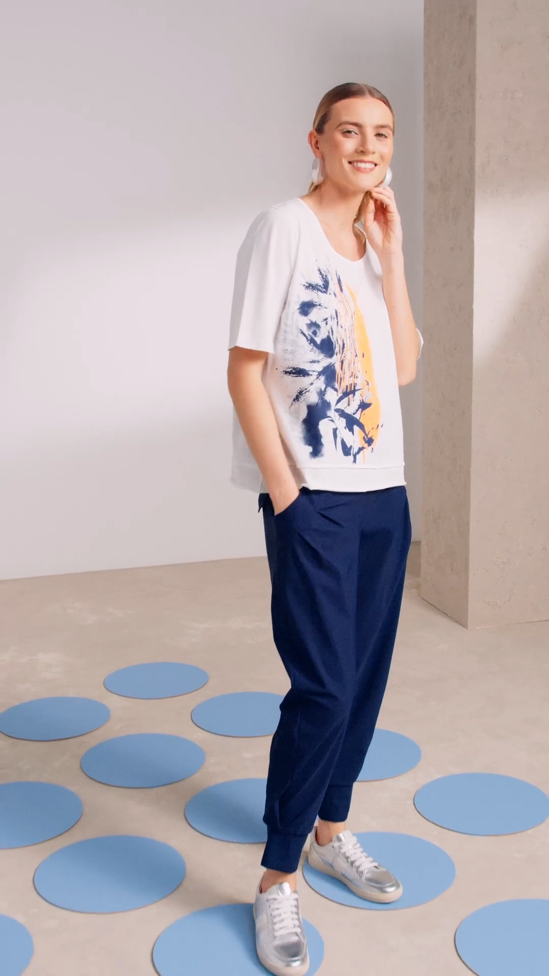 Off White & Navy Print T-Shirt - NAS25289