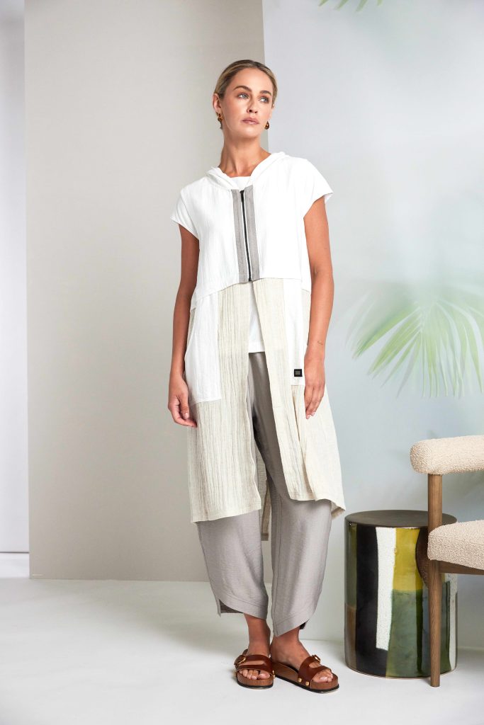 Pebble Hooded Waistcoat - NAS26157