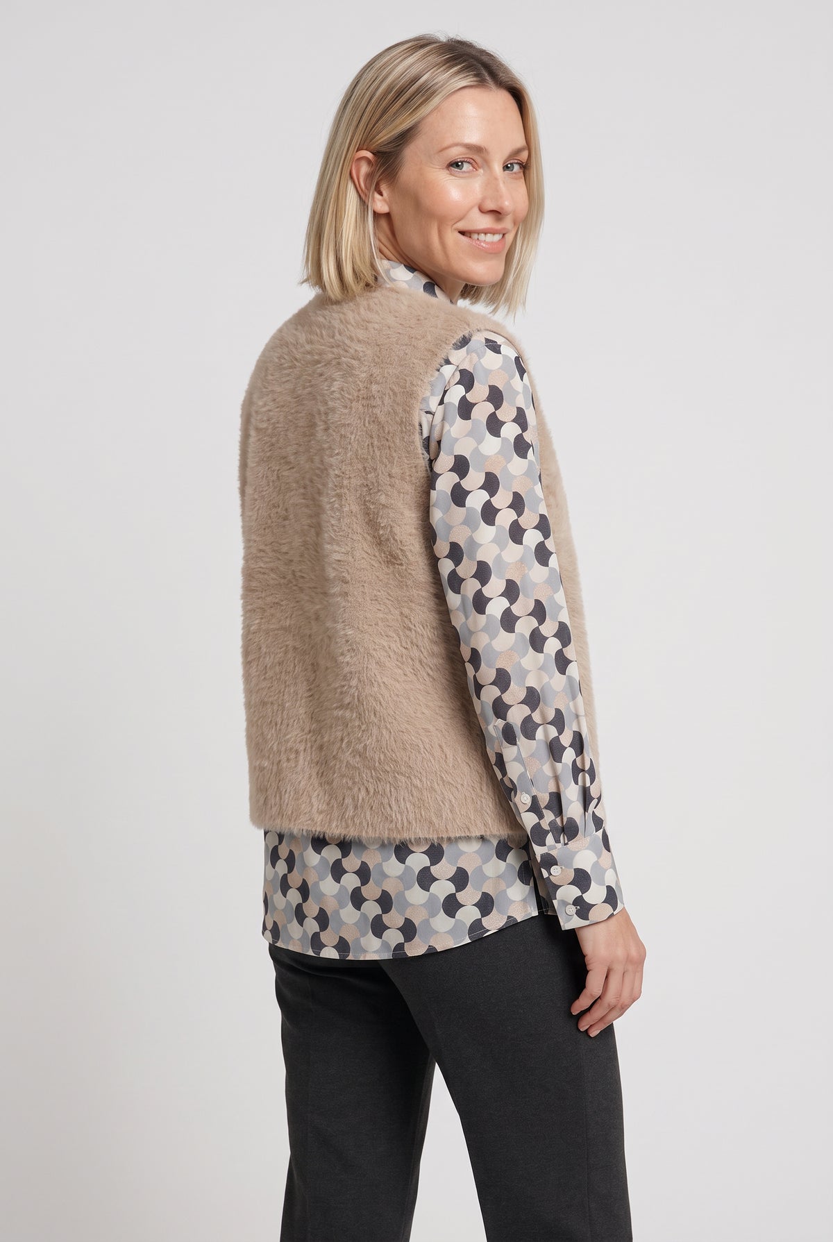 Hazelnut Sleeveless Cardigan - 11004785