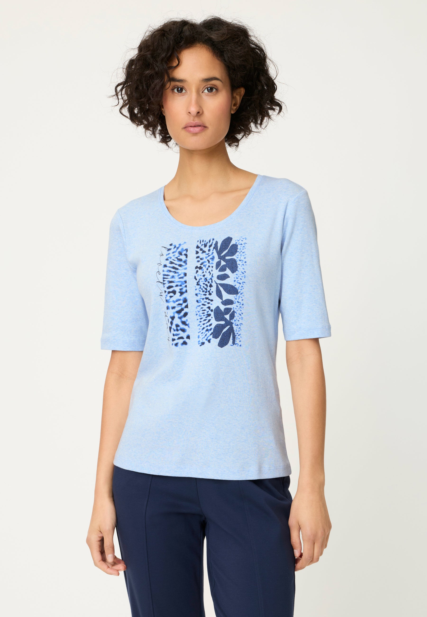 Cloud Blue Front Print T-shirt - 11100633