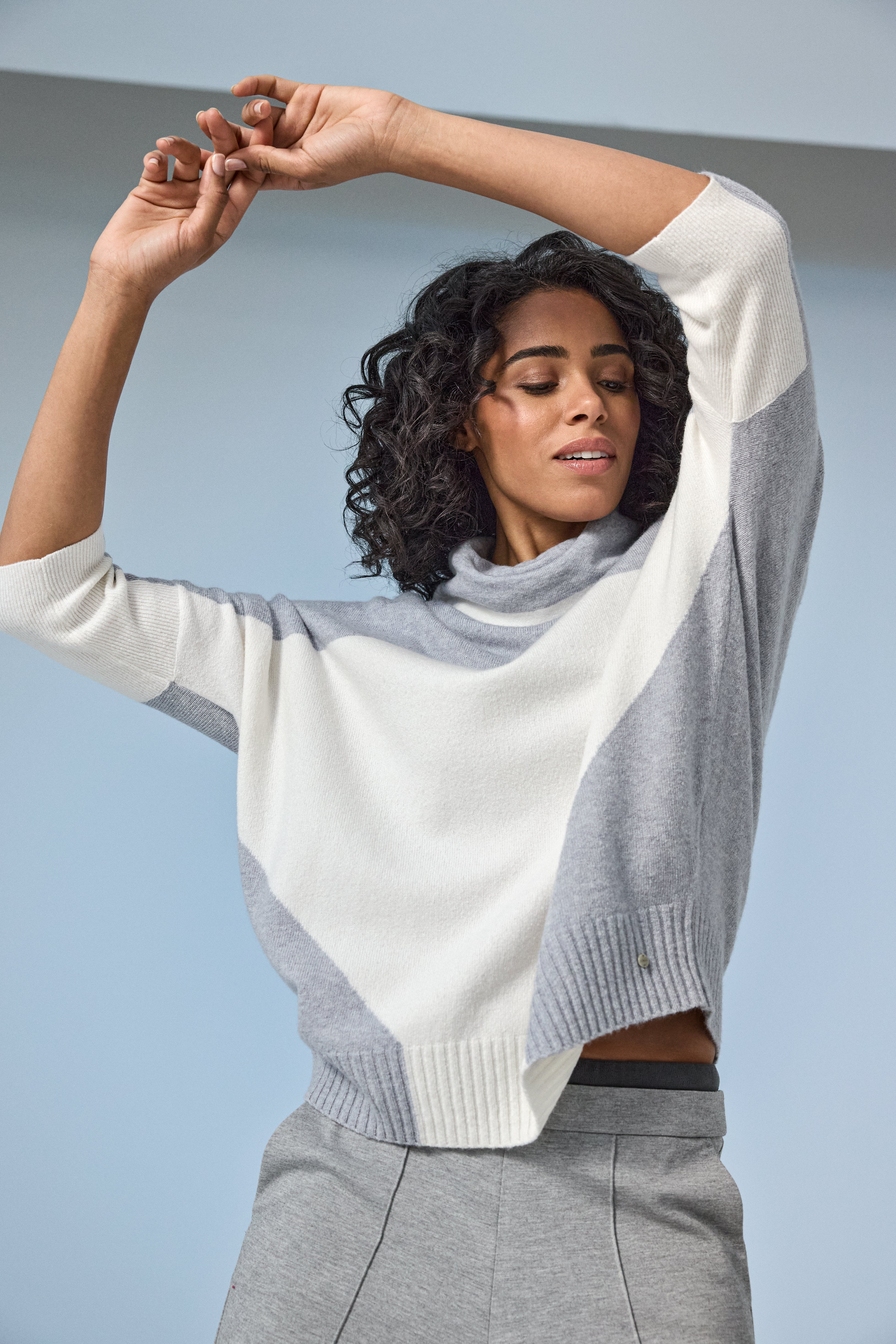Misty Grey Batwing Sweater - 11004664