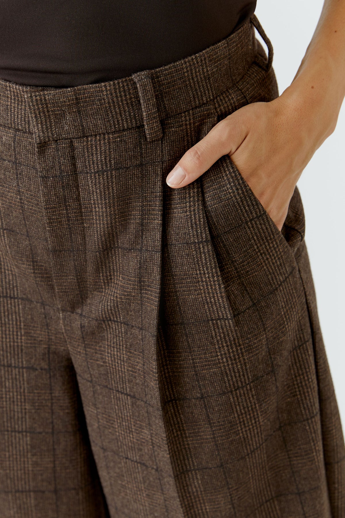 Brown Check Front Pleat Trousers - 100440