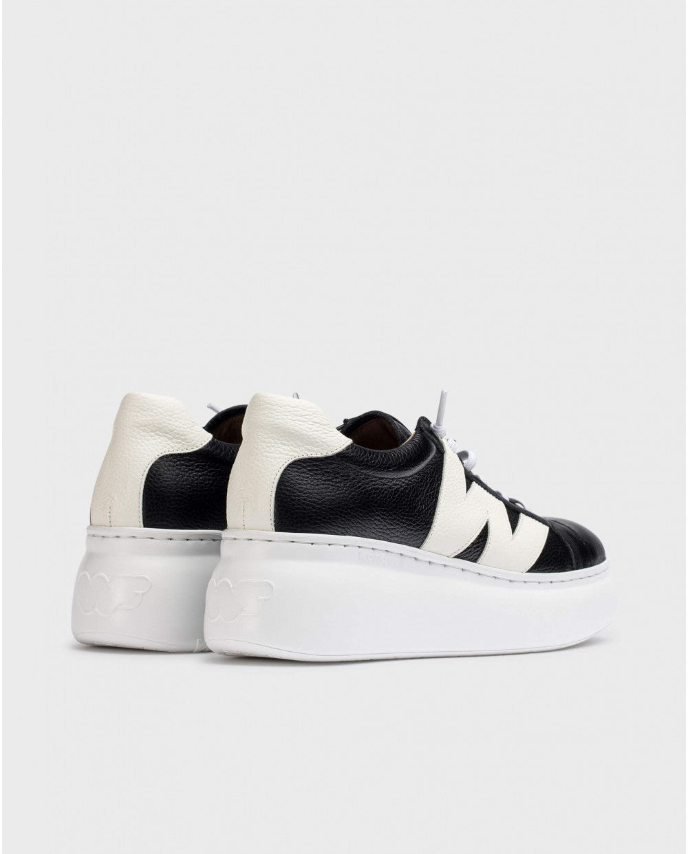 Combo Black & Milk Trainers A-2660