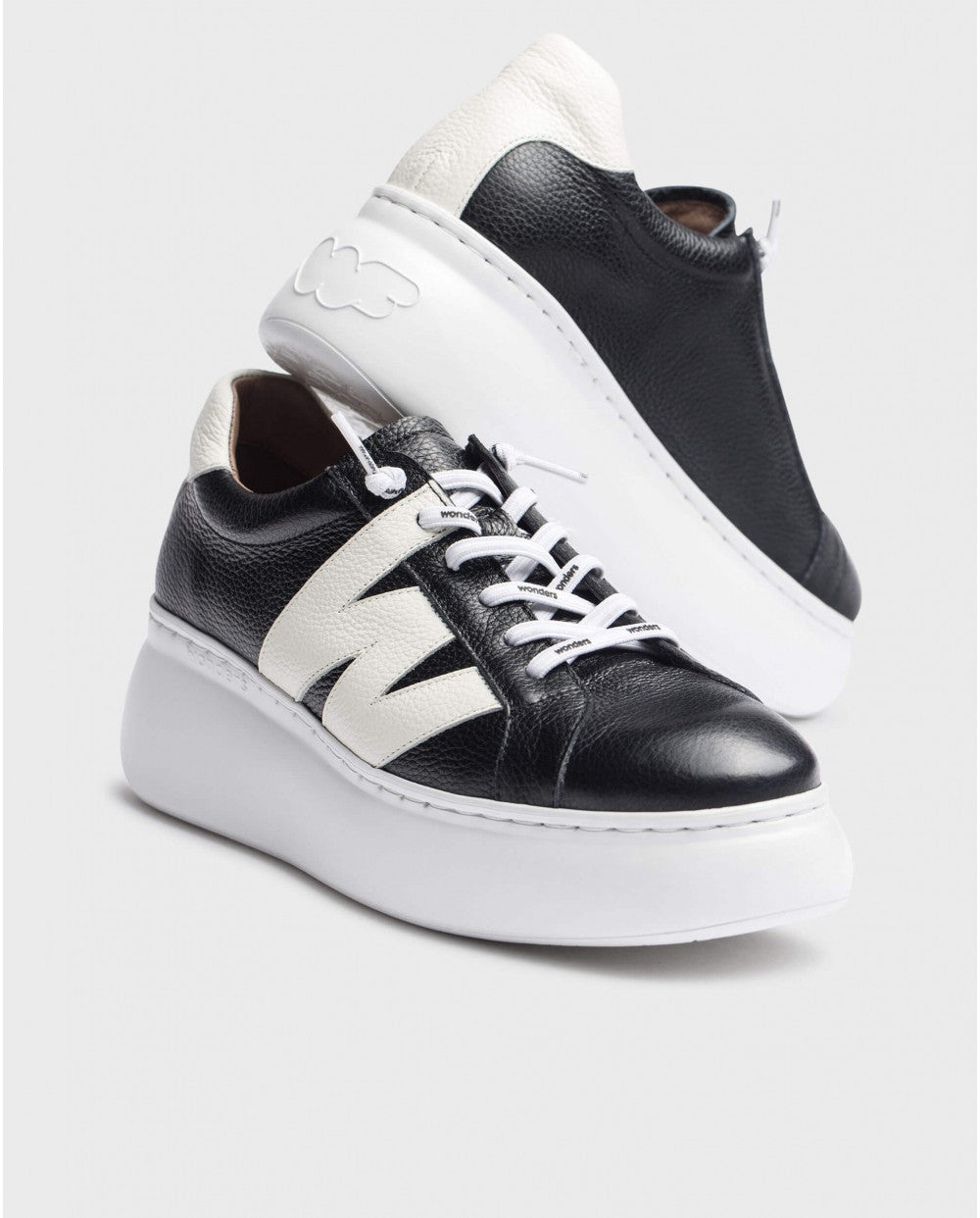 Combo Black & Milk Trainers A-2660