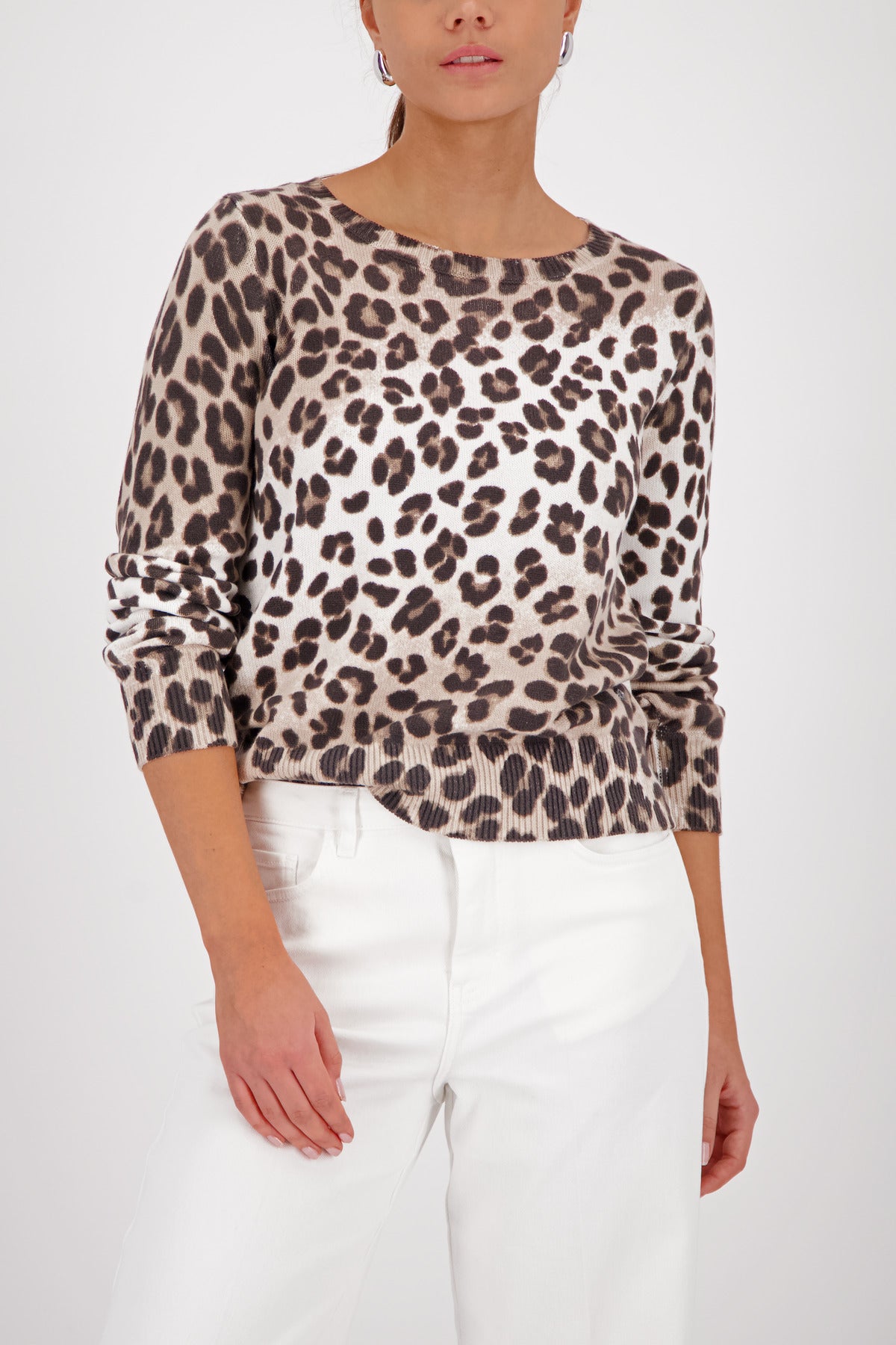 Dark Chocolate Leo Print Sweater - 410414