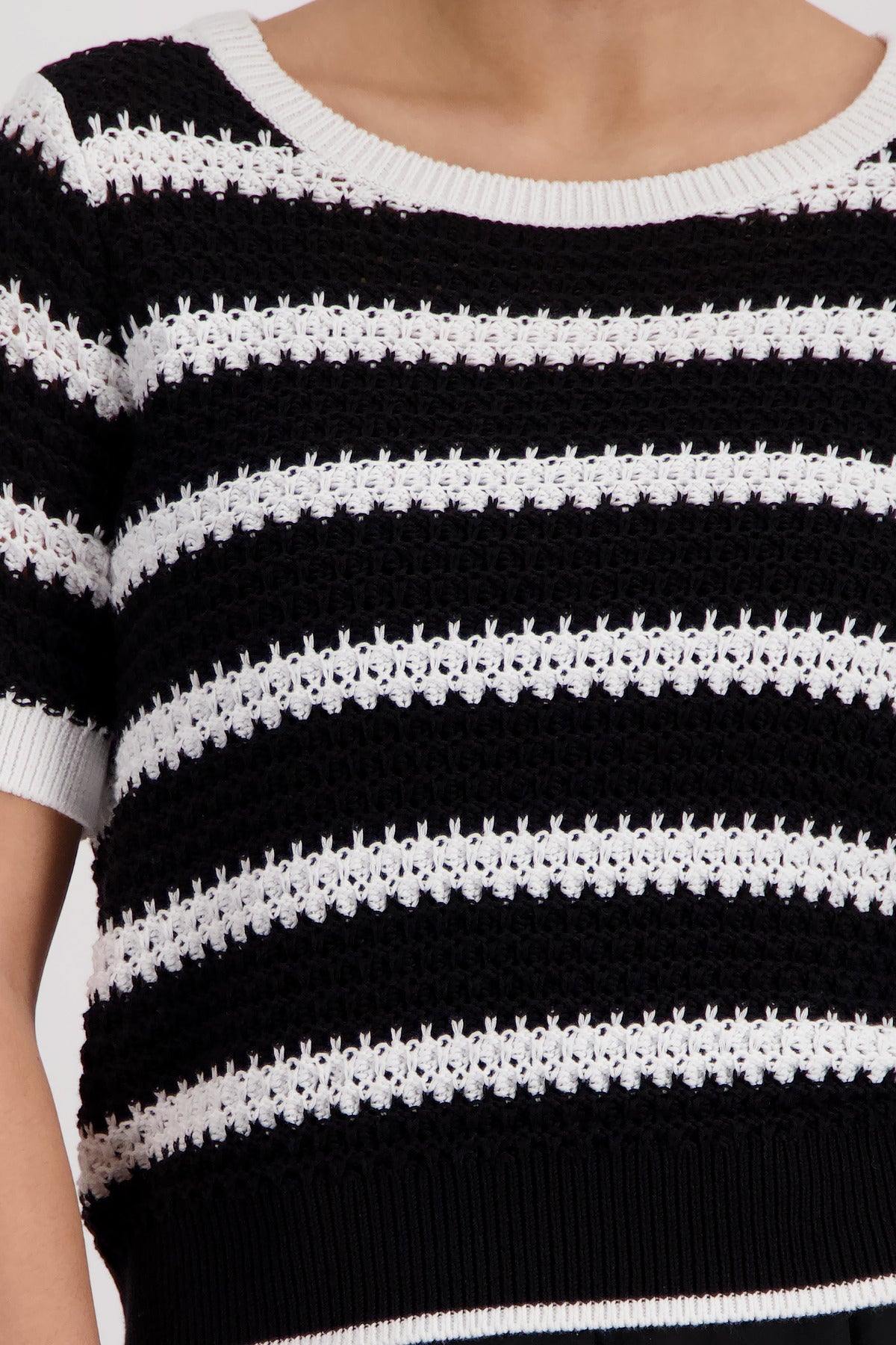 Black Striped Sweater - 410882