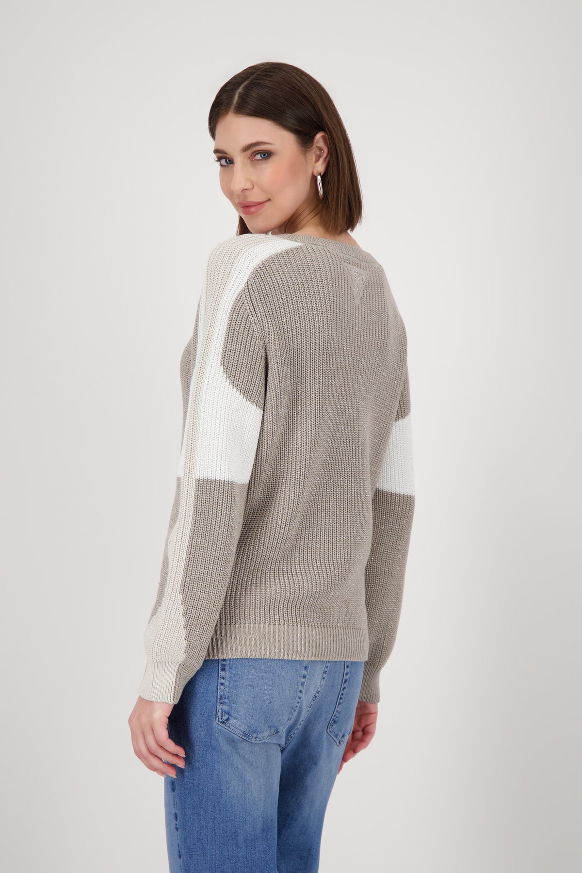 Greige Colourblock Sweater - 809060