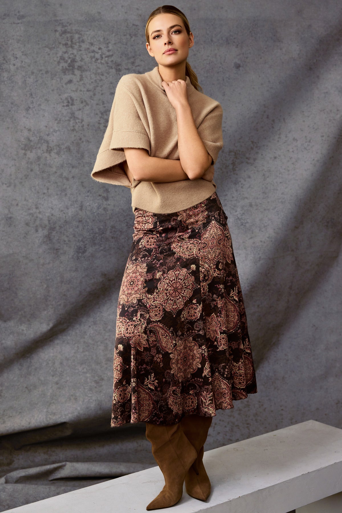 Black Coffee Paisley Print Skirt - 809725