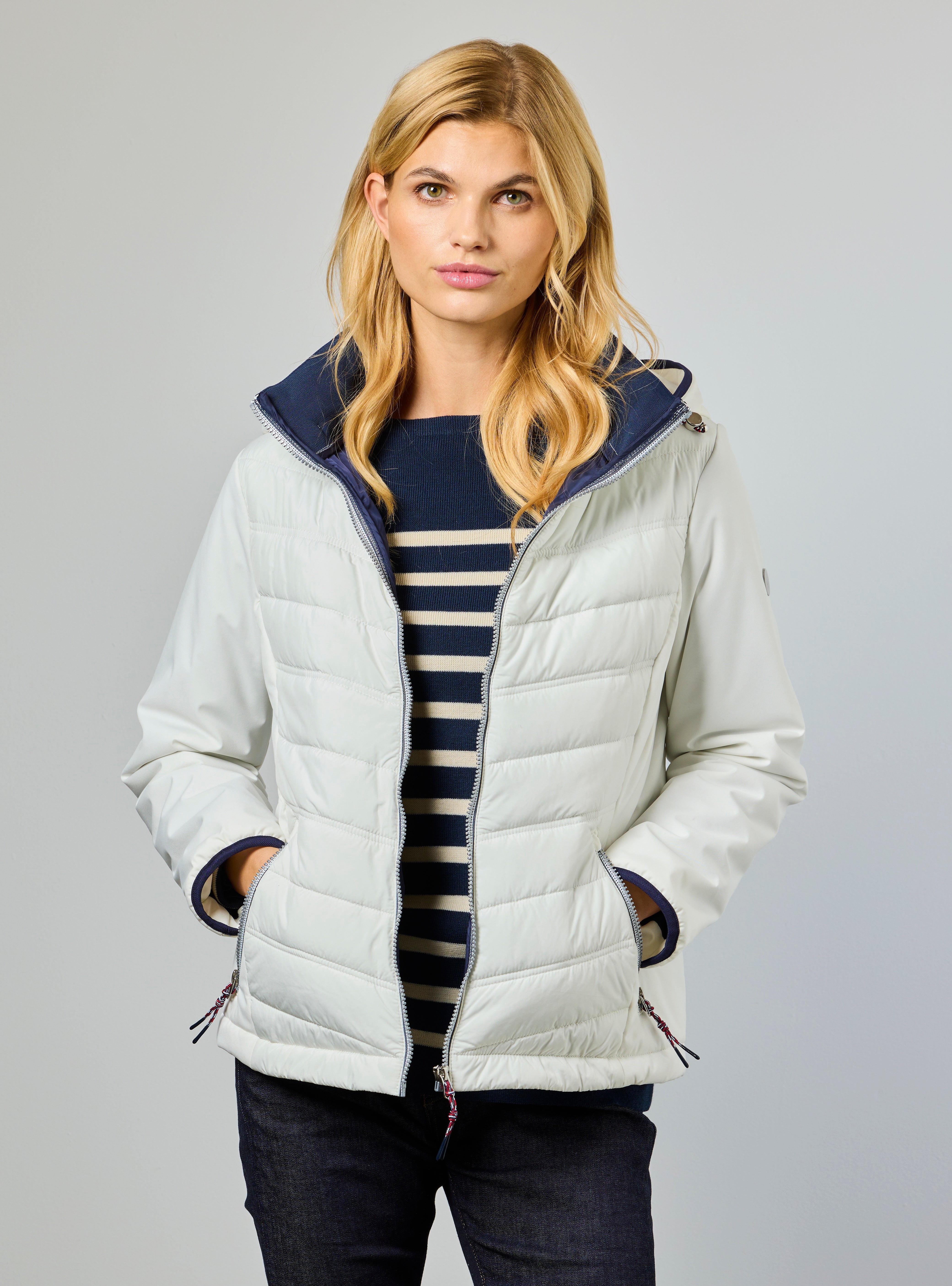 Navi Ecru Quilt Hooded Jacket - 2281