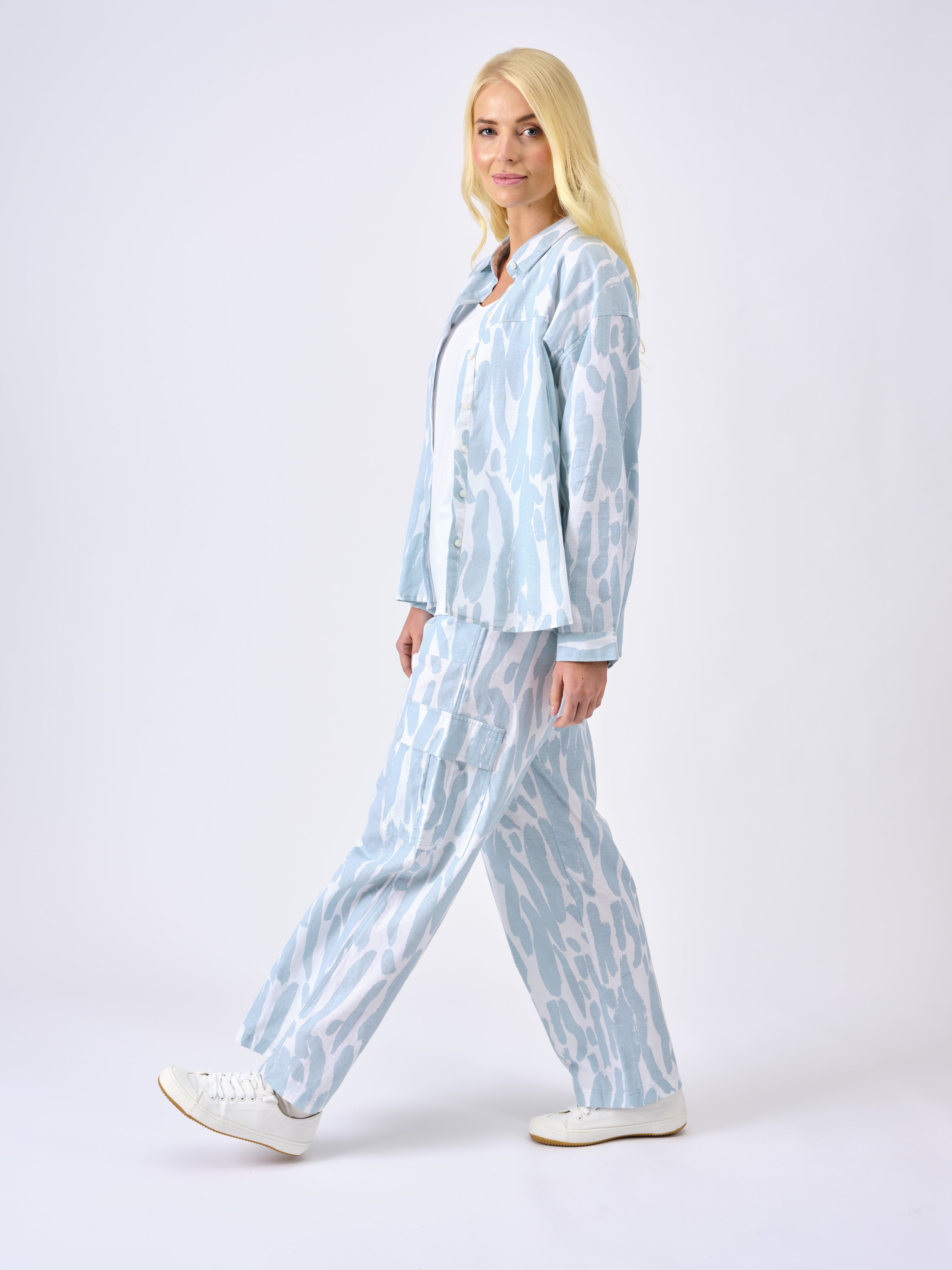 Beth White/Blue Brushstroke Pants- S326