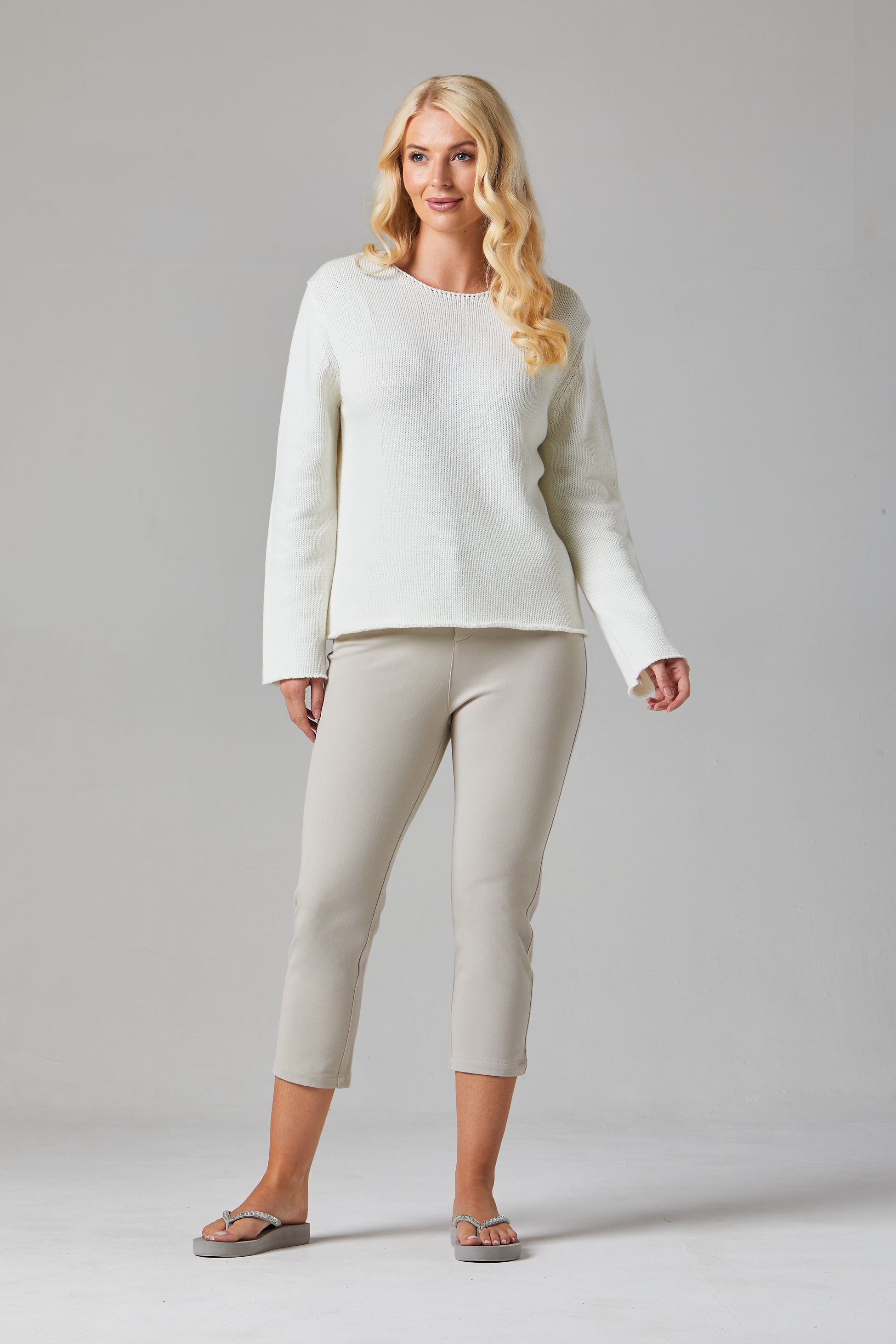 Pebble Cropped Jeans - S276