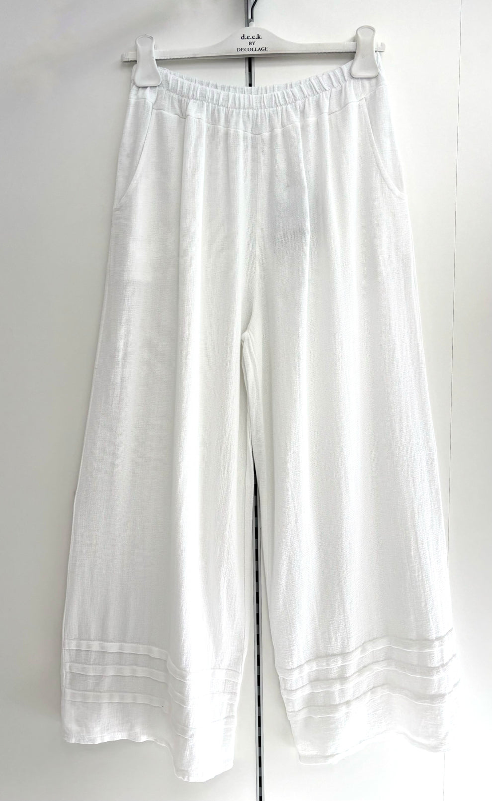 White Pleat End Trousers - 10262