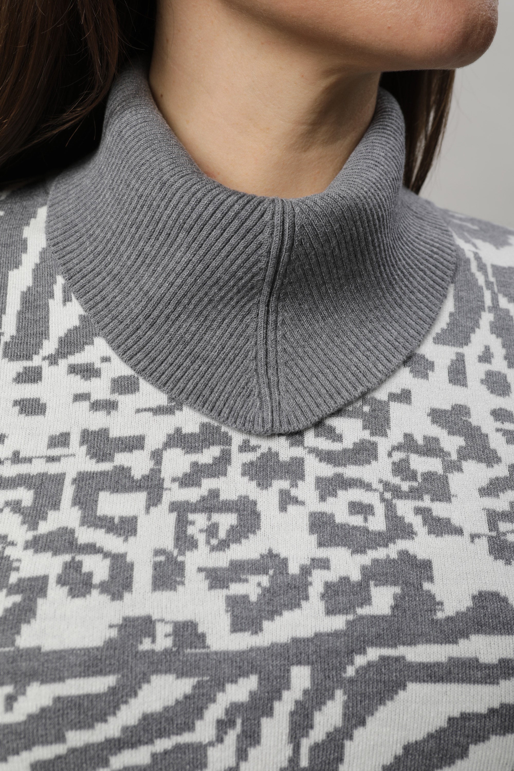 Chrome Animal Print Sweater - 11021