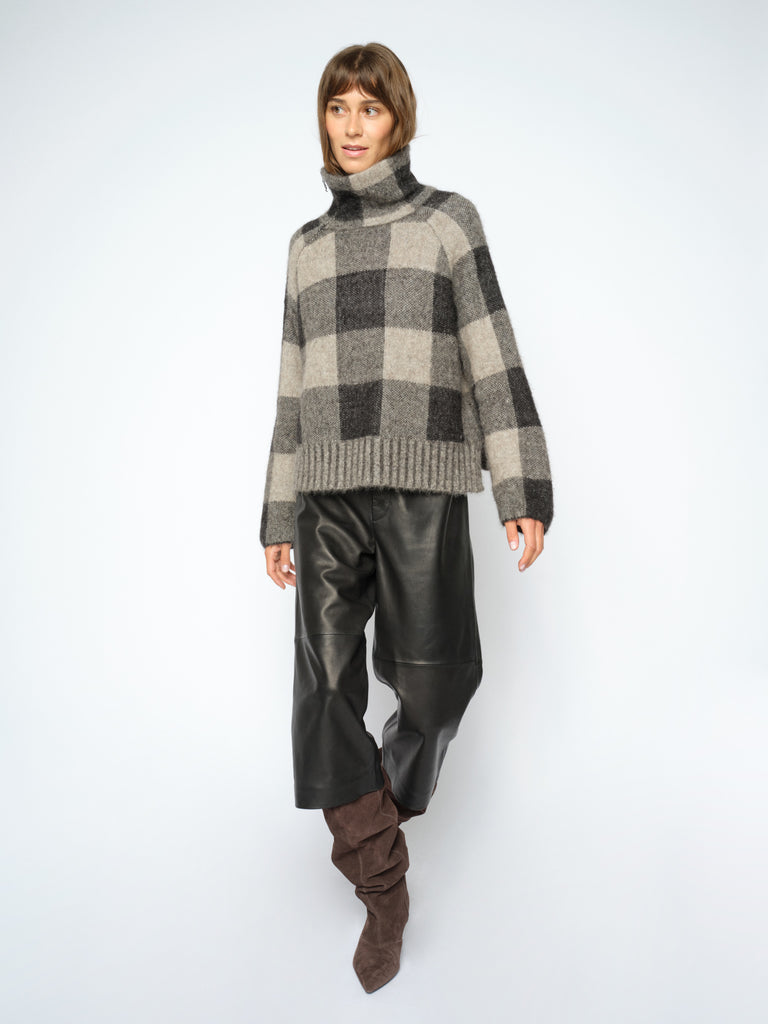 Maija Black Check Jumper - 182950